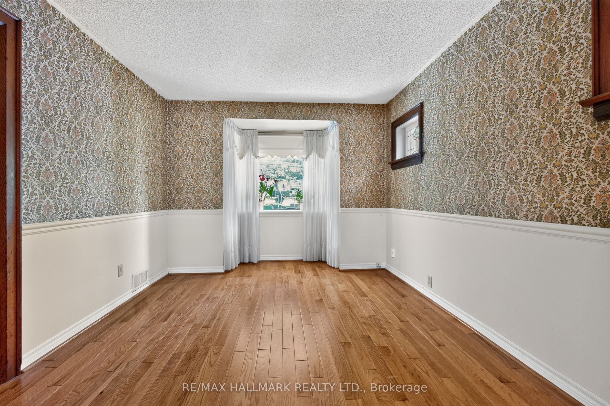 631 Lauder Avenue Property Photo 6