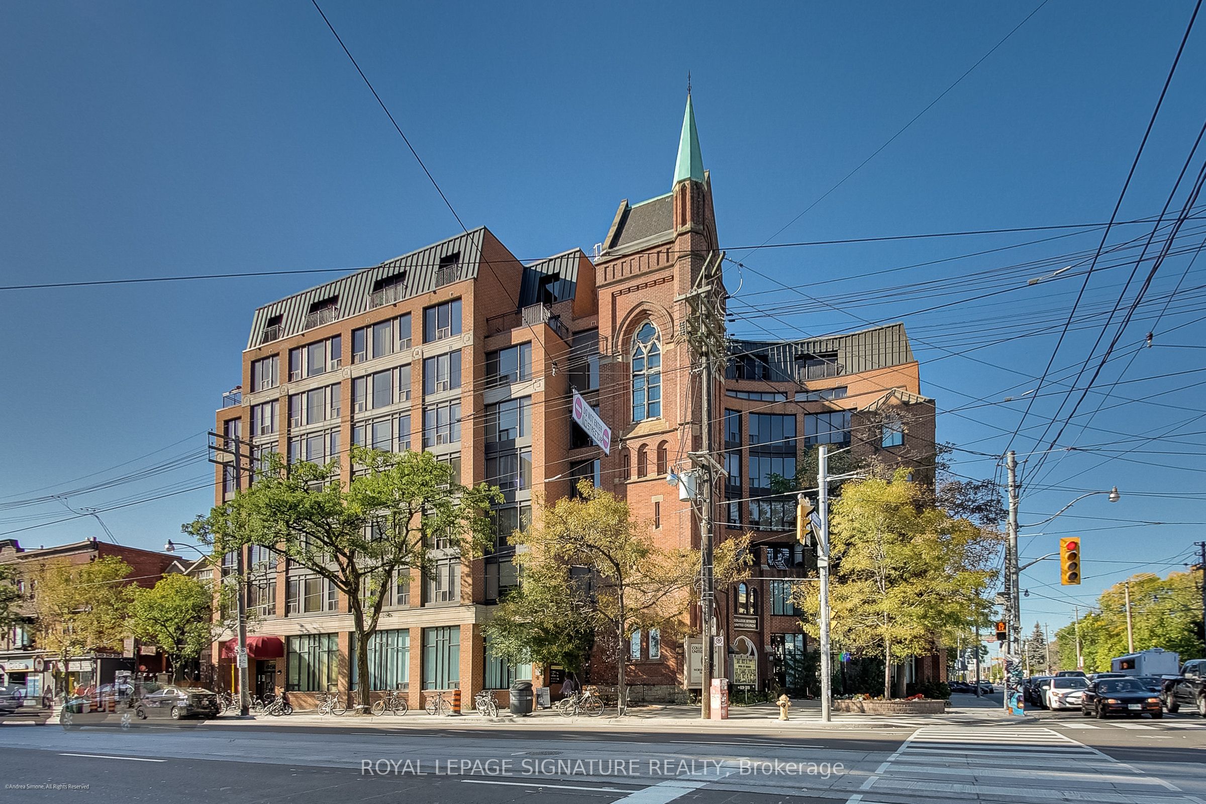 456 College Street 415 Property Photo 1