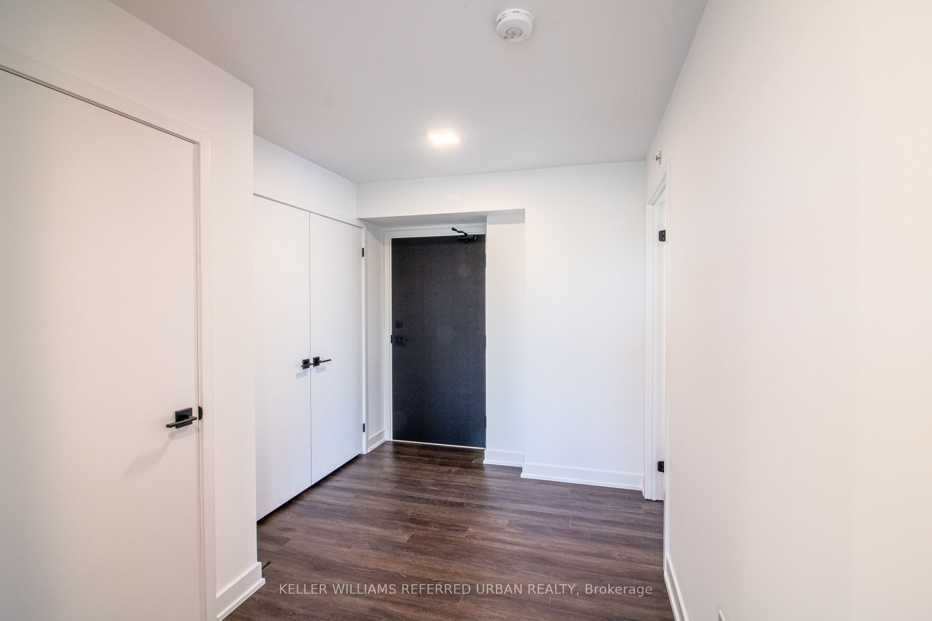 609 Sherbourne Street 2104 Property Photo 15
