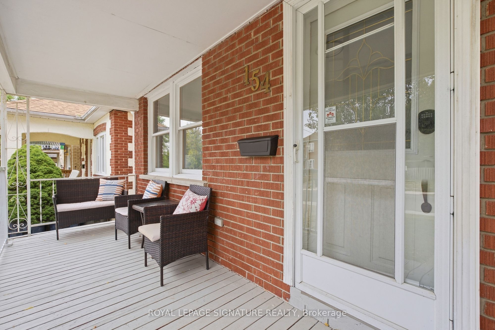 154 Alameda Avenue Property Photo 2