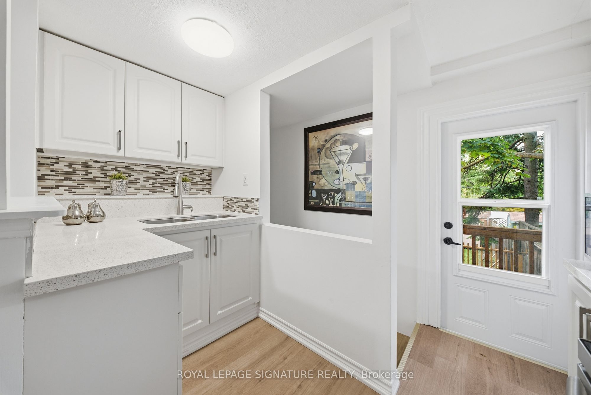 154 Alameda Avenue Property Photo 15