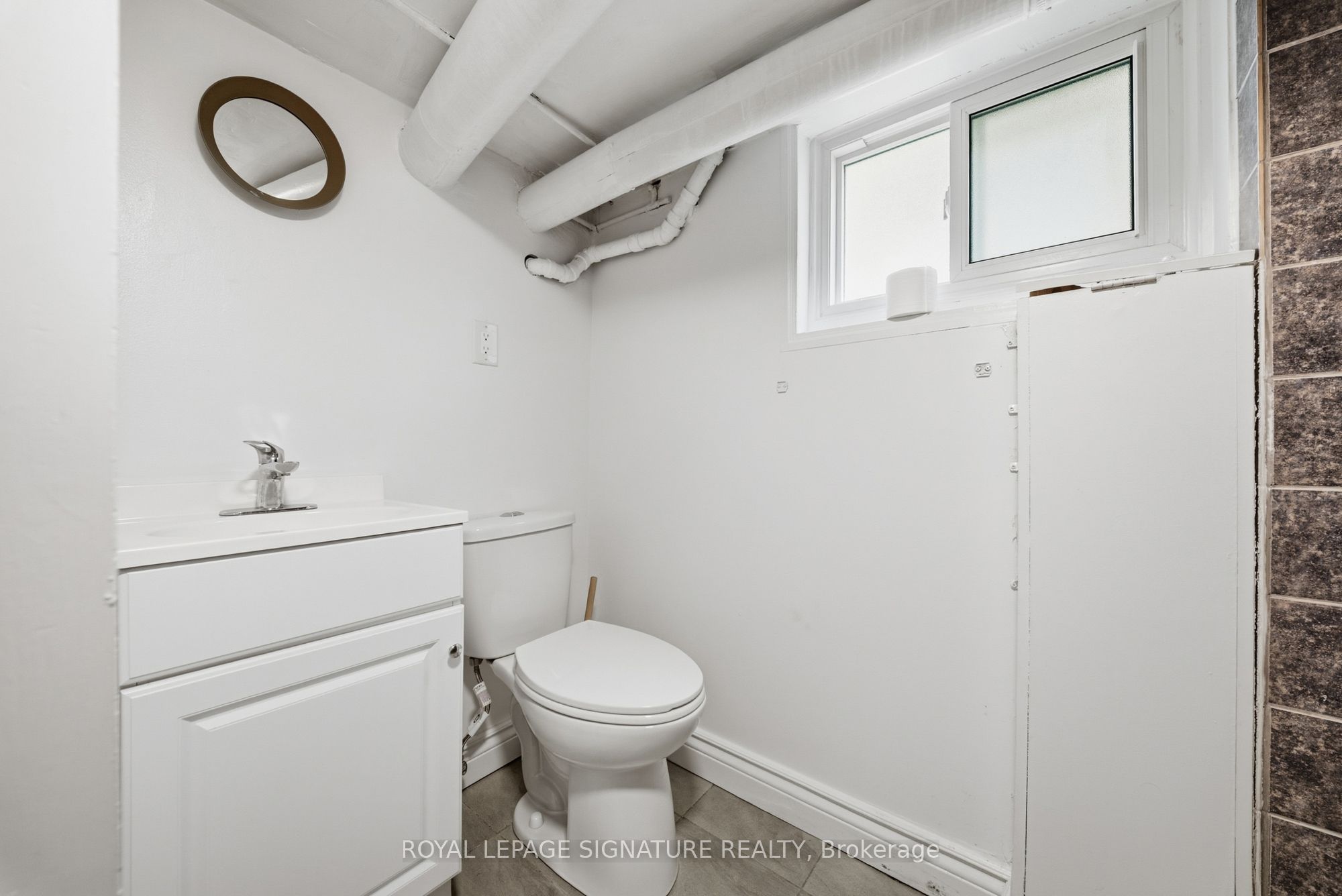 154 Alameda Avenue Property Photo 35