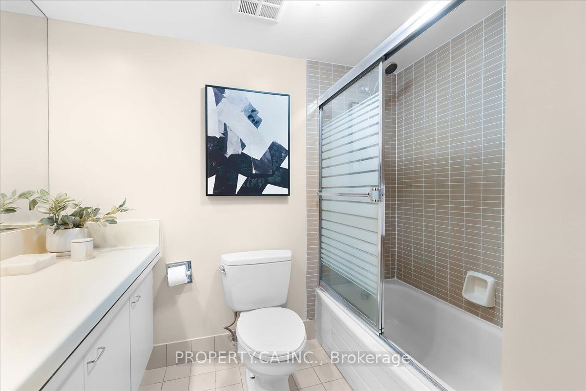 260 Heath Street W 503 Property Photo 22