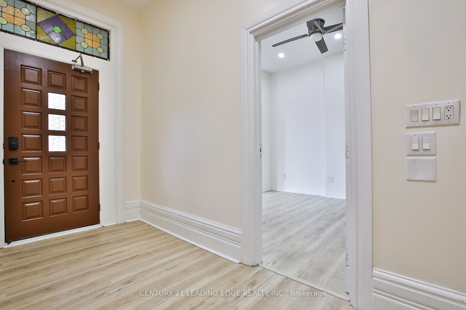 9 Borden Street Property Photo 3