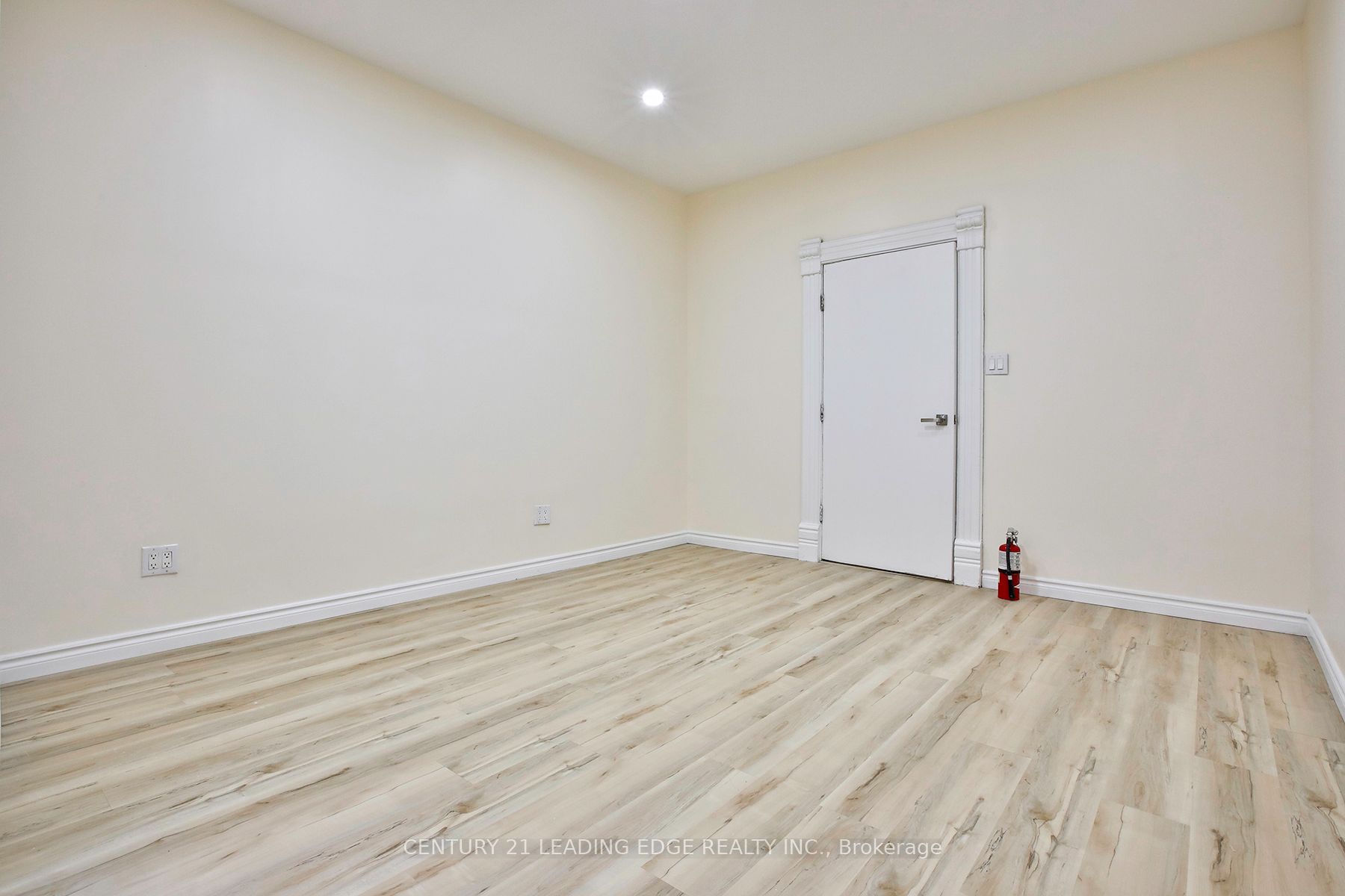 9 Borden Street Property Photo 11