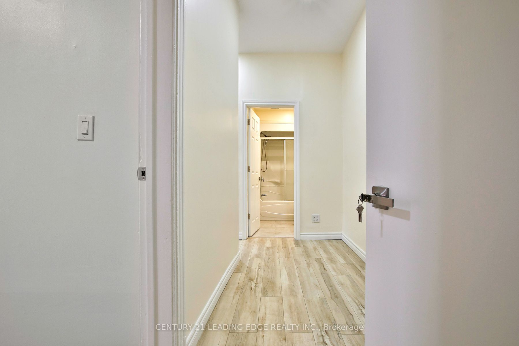 9 Borden Street Property Photo 17
