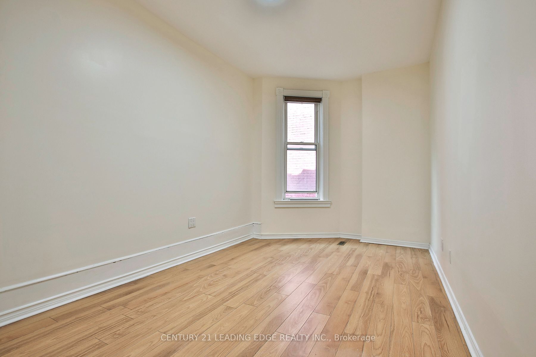 9 Borden Street Property Photo 18