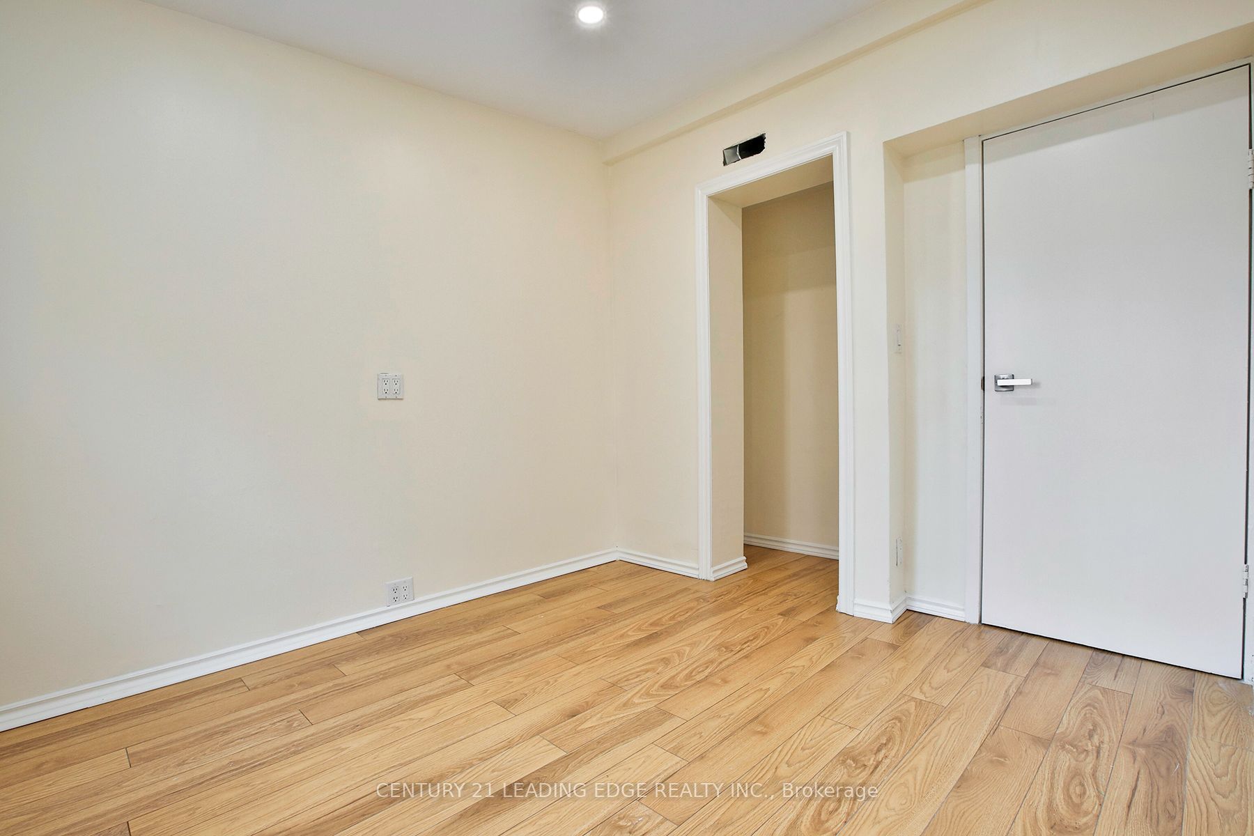 9 Borden Street Property Photo 23
