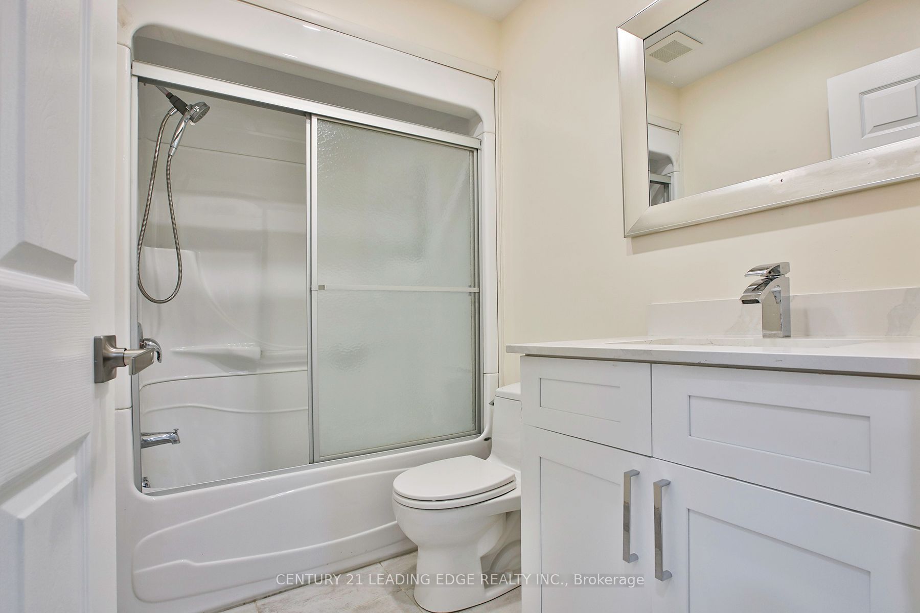 9 Borden Street Property Photo 28