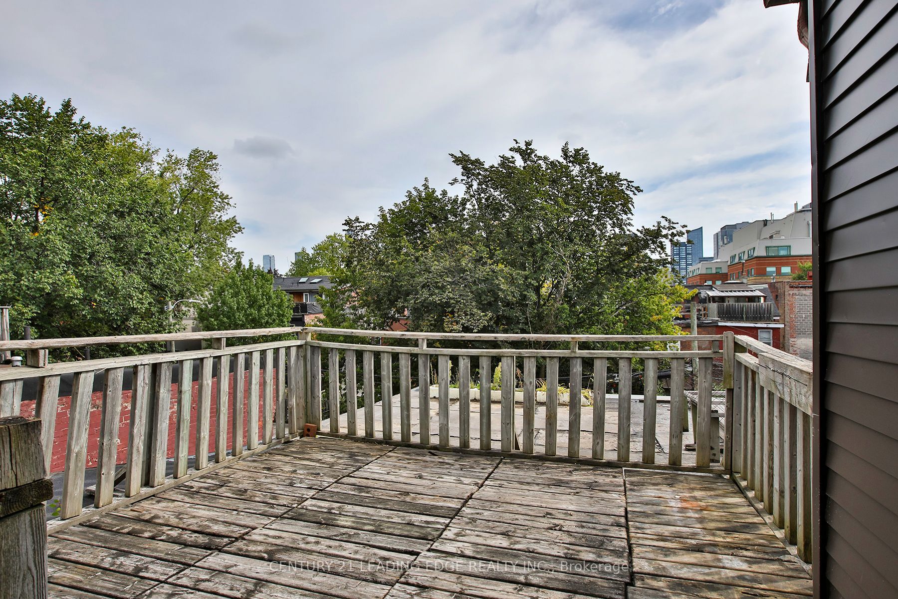 9 Borden Street Property Photo 38