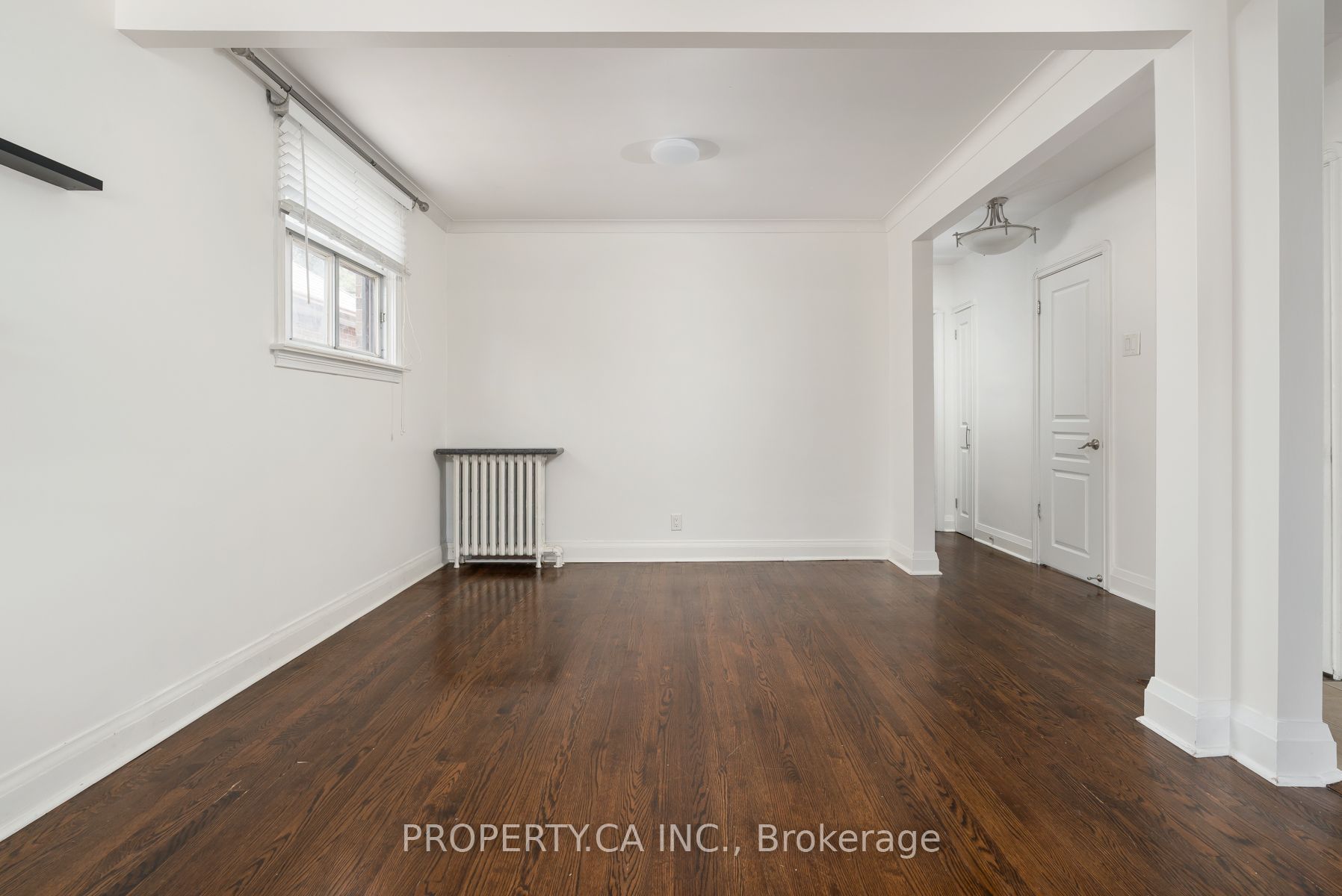 573 Northcliffe Boulevard Property Photo 12
