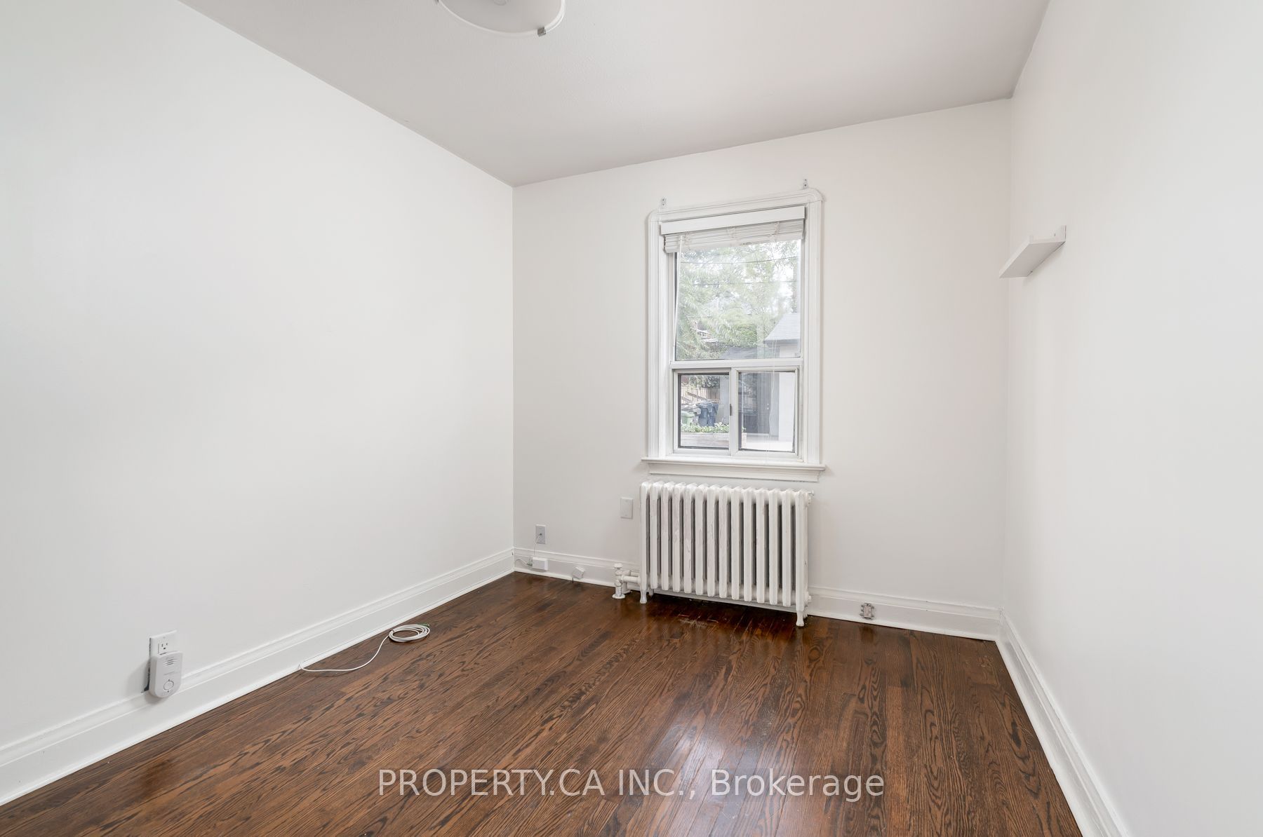 573 Northcliffe Boulevard Property Photo 15