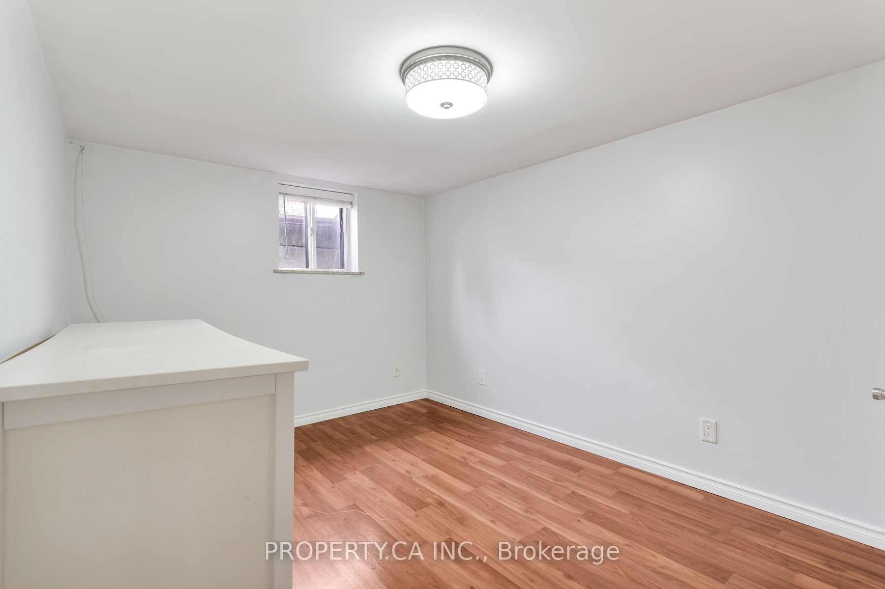 573 Northcliffe Boulevard Property Photo 24