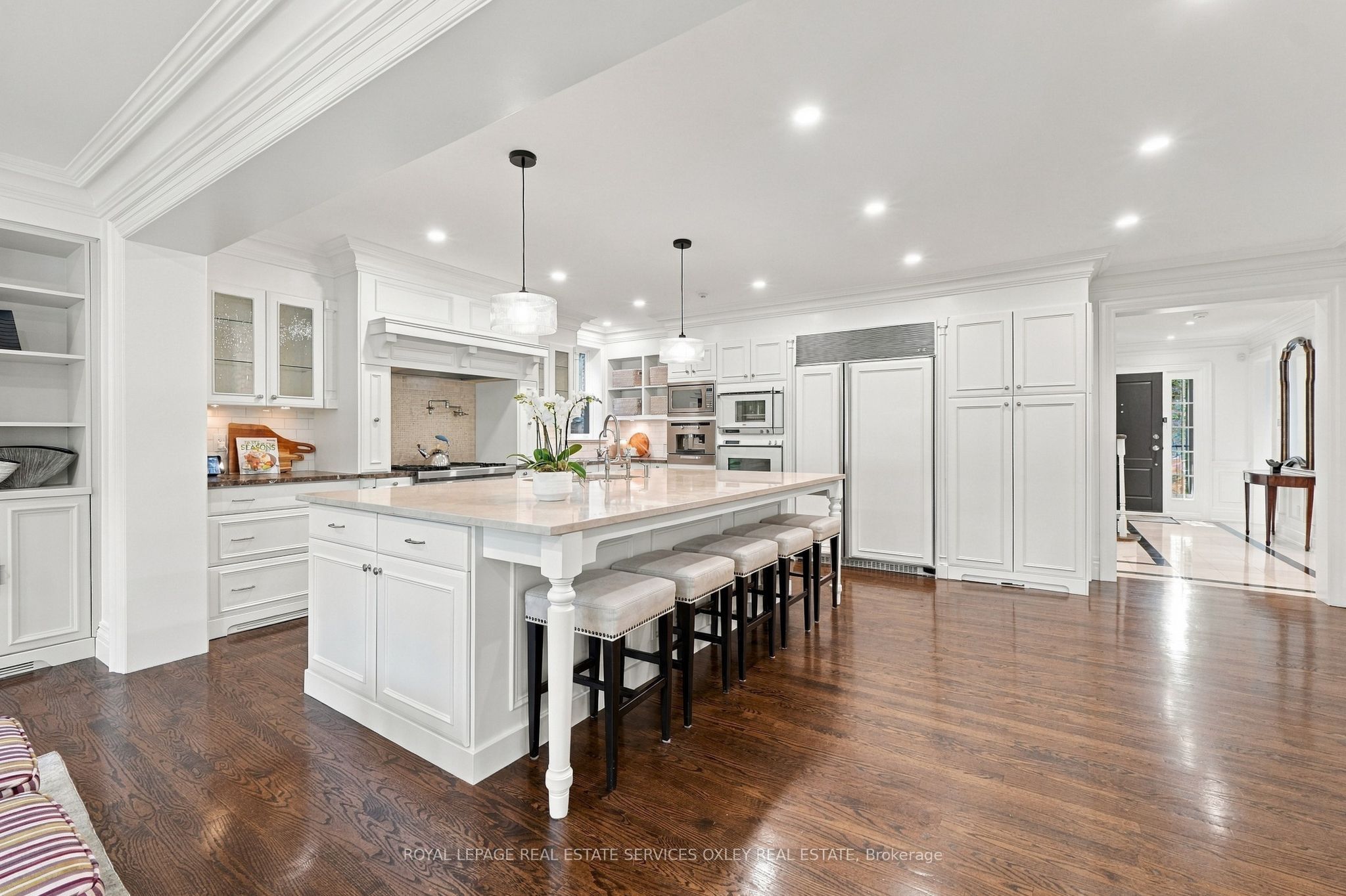 266 Lonsdale Road Property Photo 8