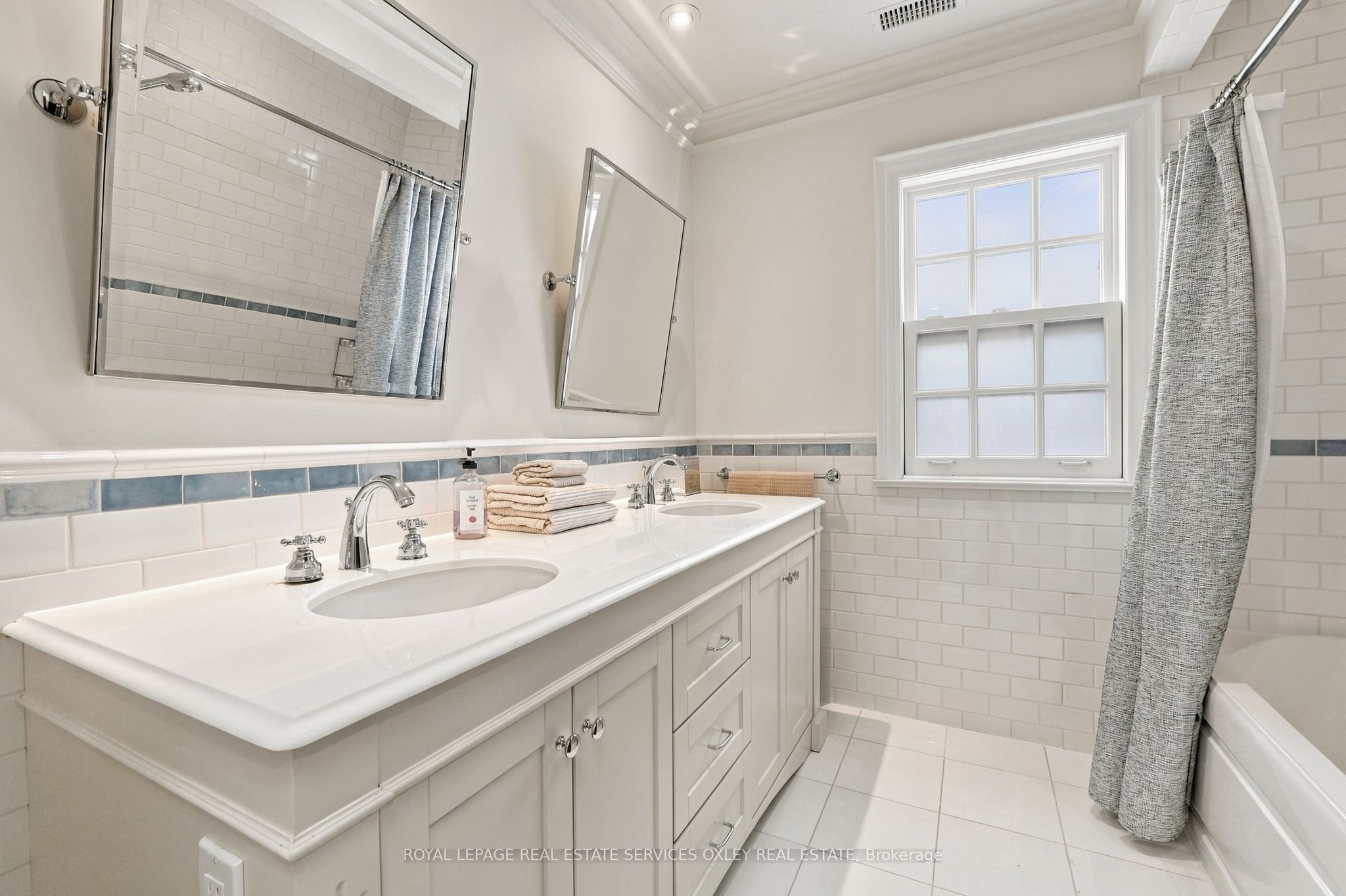 266 Lonsdale Road Property Photo 14