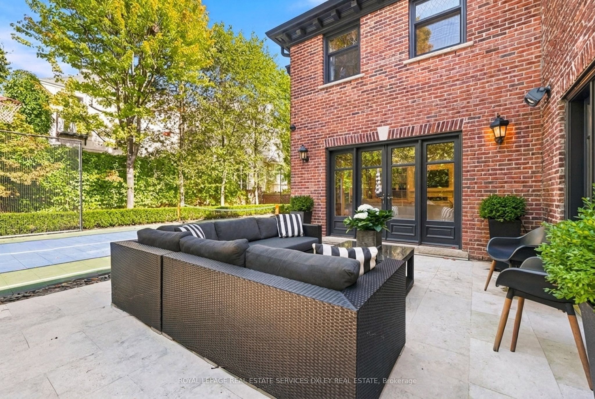 266 Lonsdale Road Property Photo 31