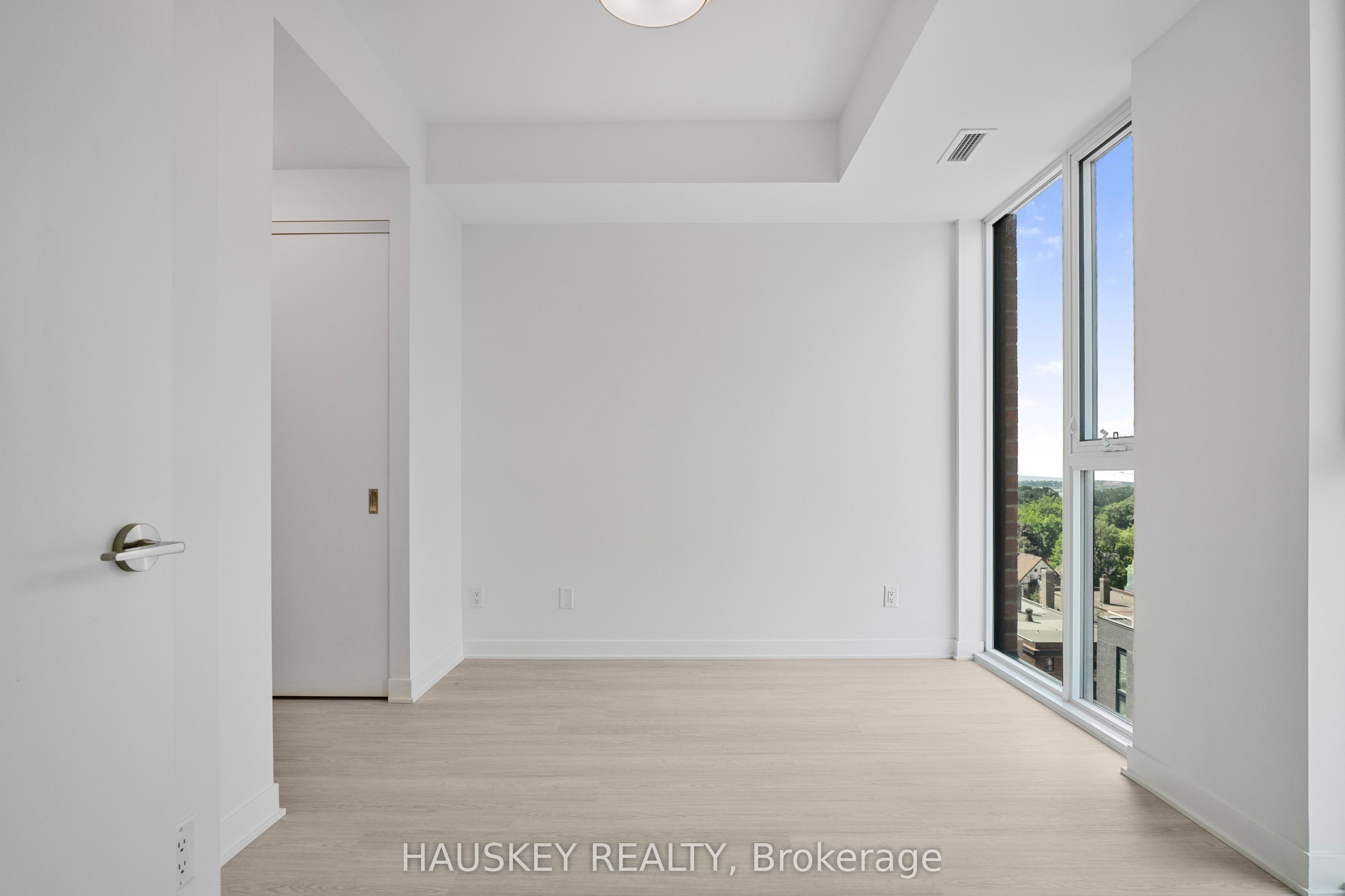 185 Alberta Avenue 1001 Property Photo 15