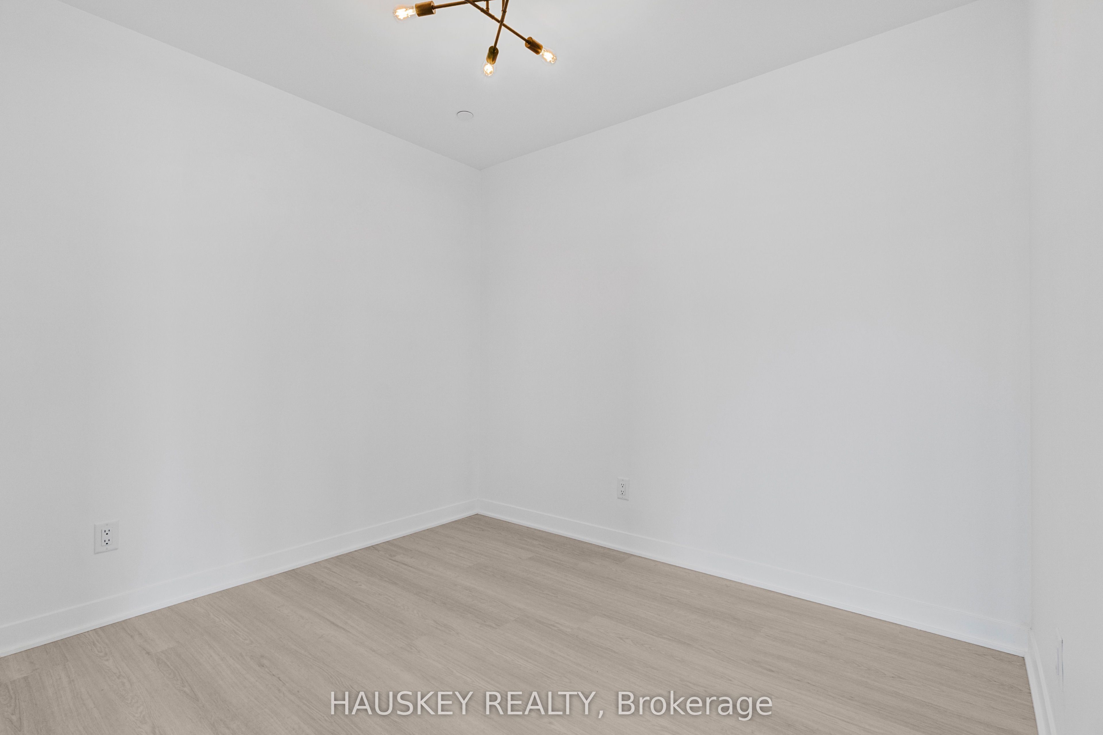 185 Alberta Avenue 1001 Property Photo 20