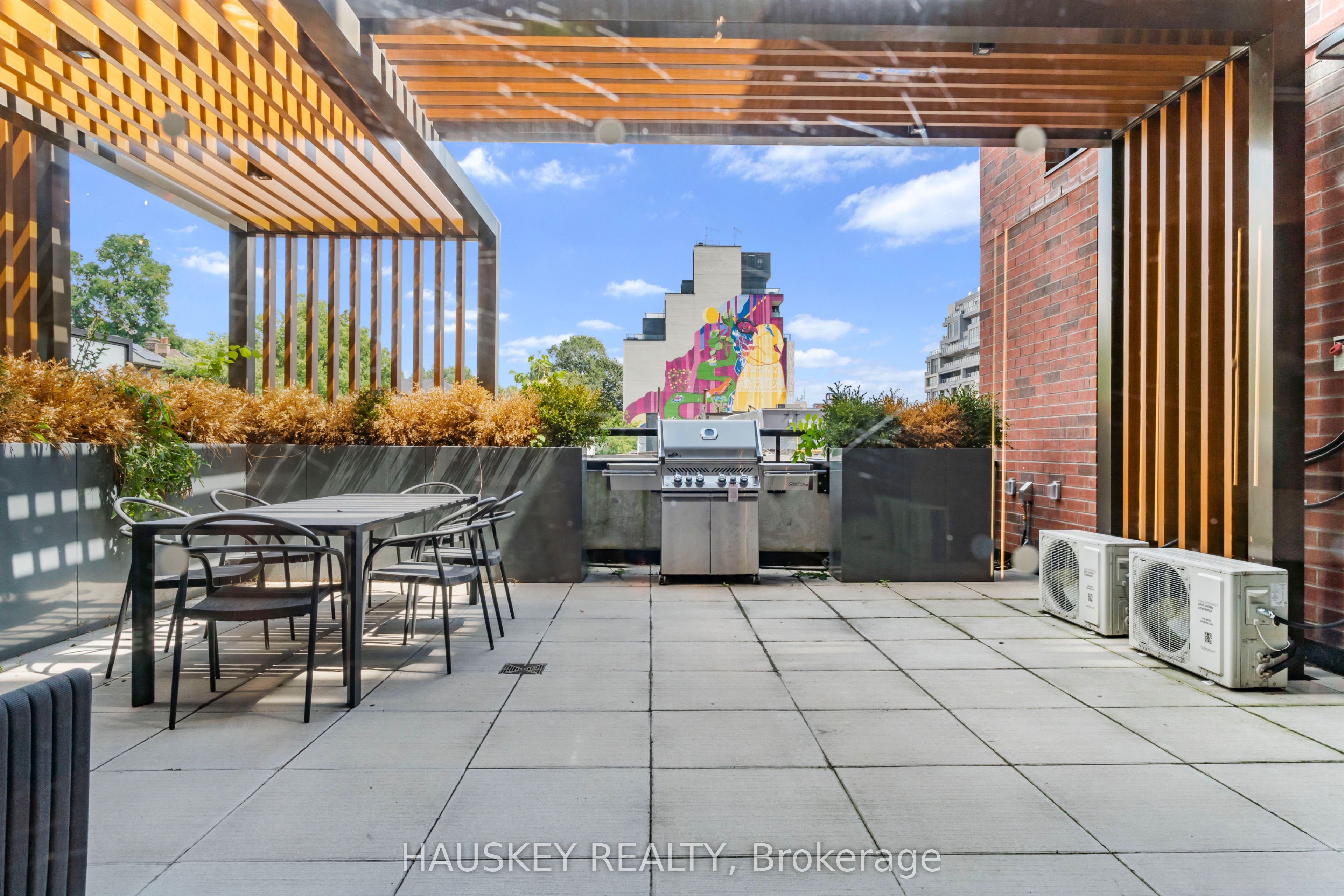 185 Alberta Avenue 1001 Property Photo 31