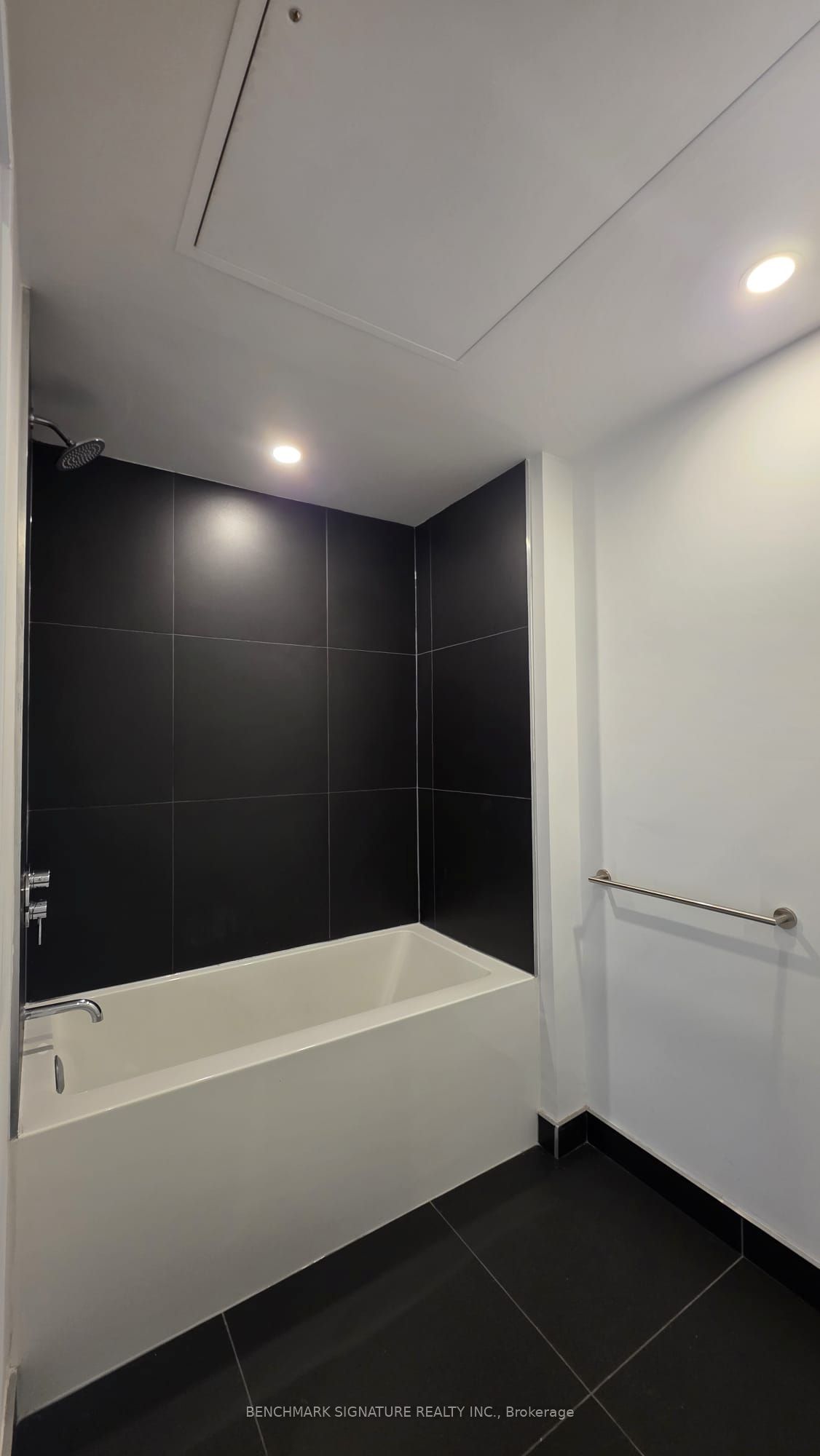 20 Edward Street 2513 Property Photo 6