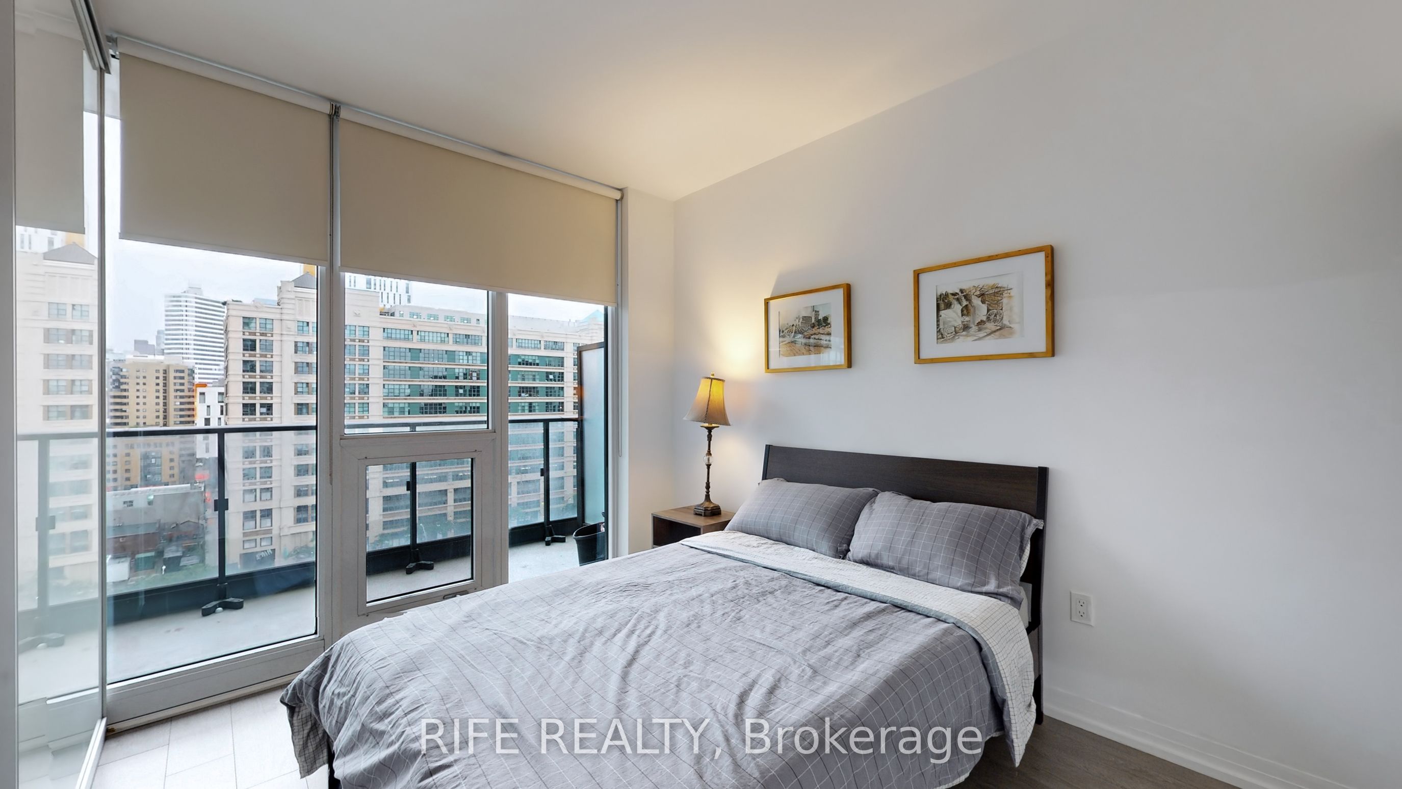 251 Jarvis Street 830 Property Photo 15
