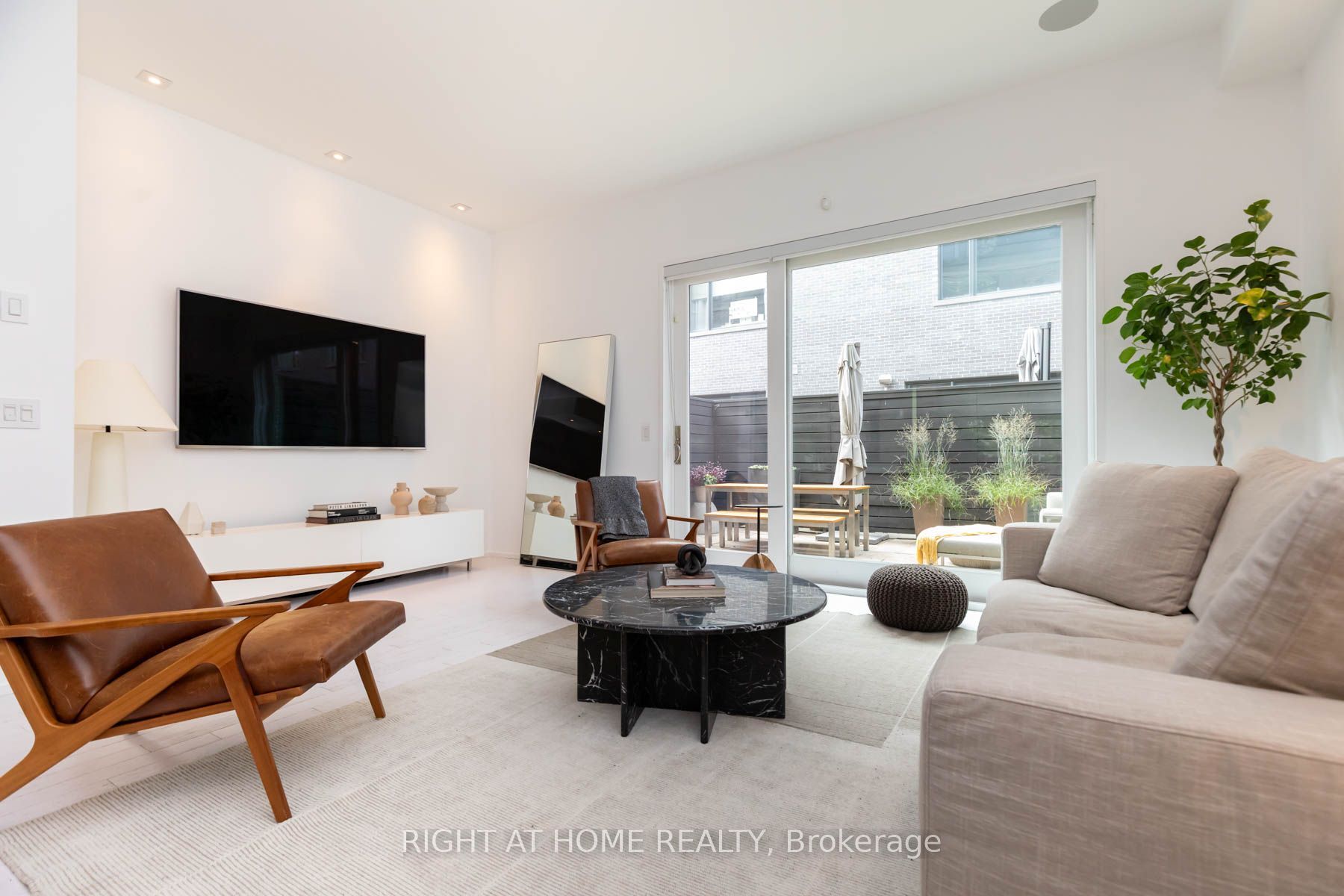 248 Manning Avenue Property Photo 14
