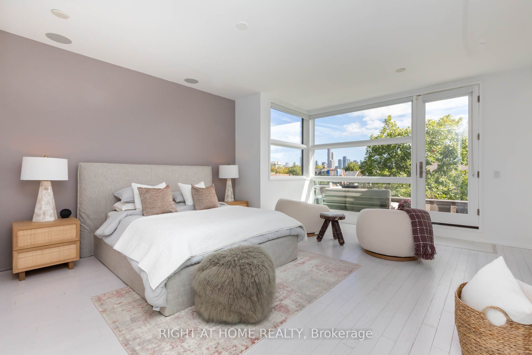 248 Manning Avenue Property Photo 21