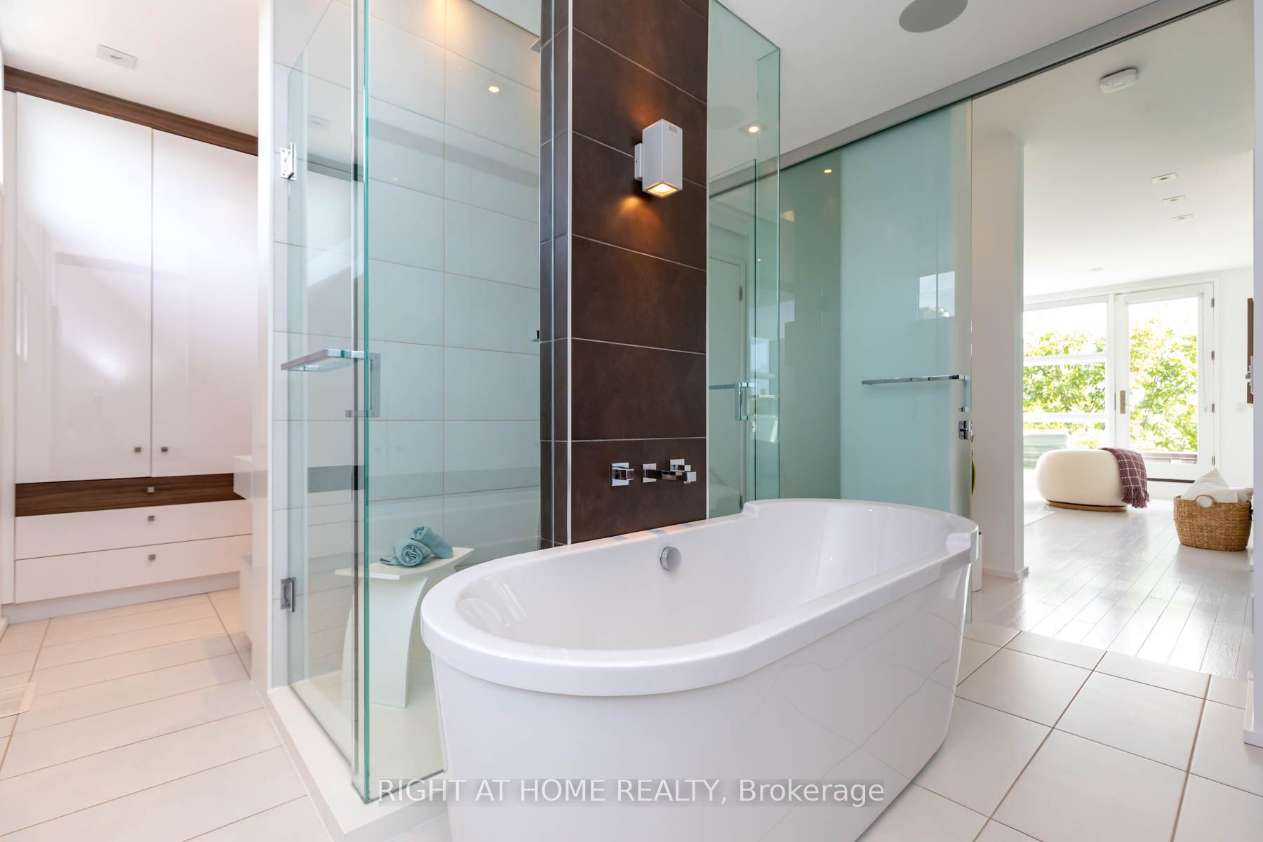 248 Manning Avenue Property Photo 28