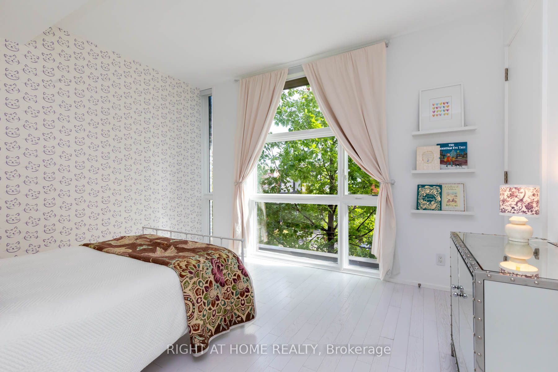 248 Manning Avenue Property Photo 36
