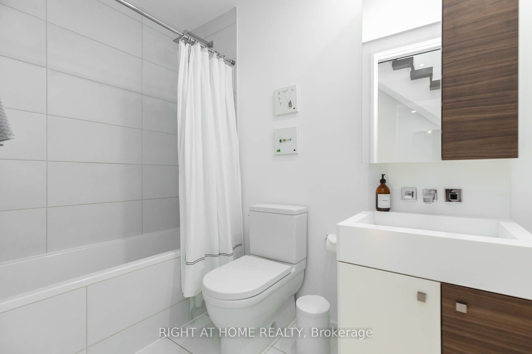 248 Manning Avenue Property Photo 41