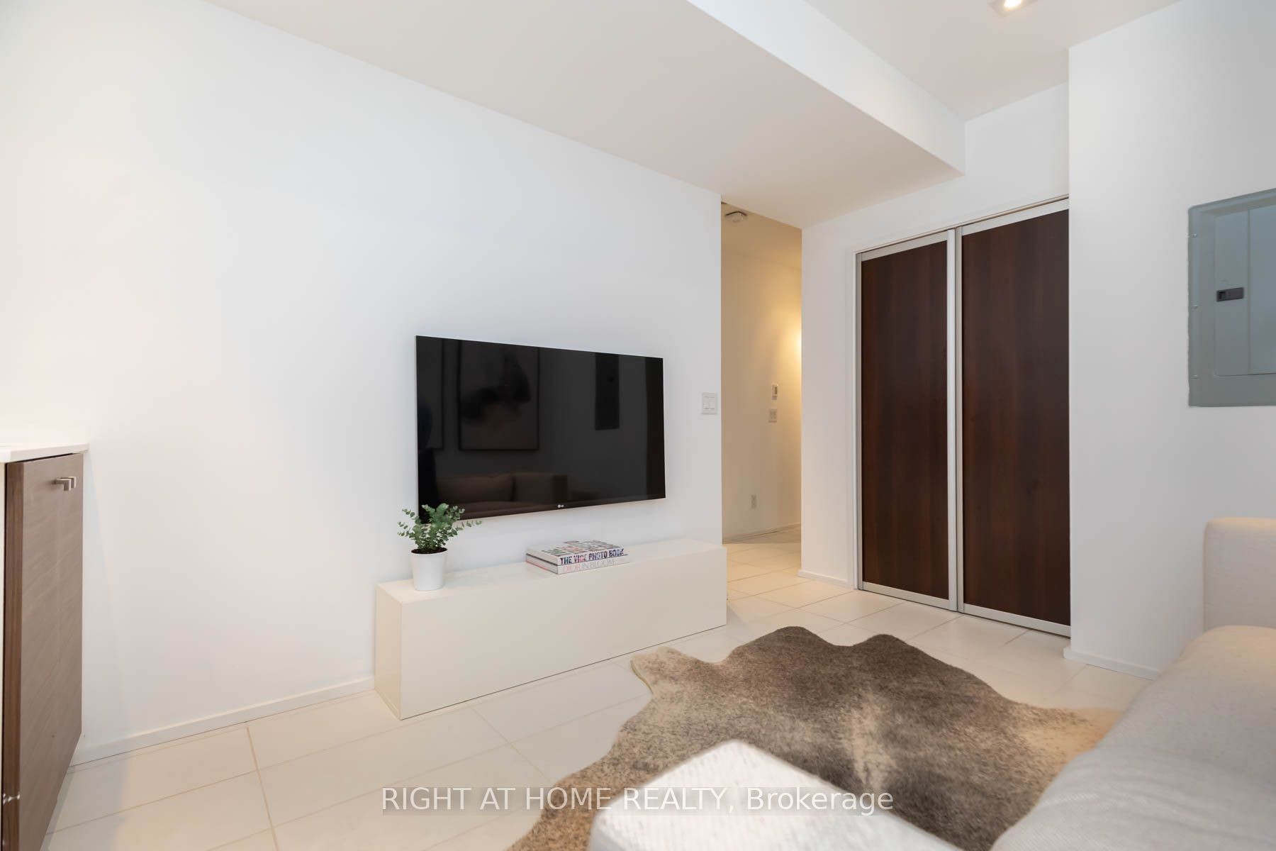 248 Manning Avenue Property Photo 44