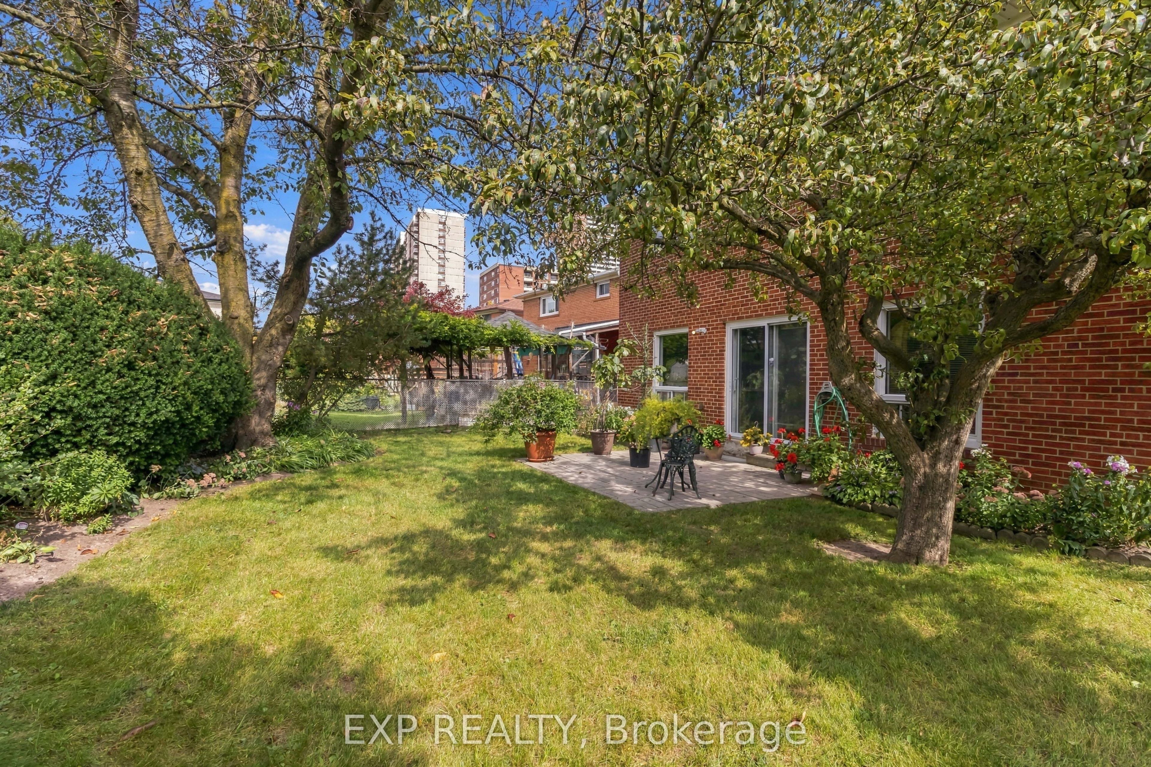 152 Hilda Avenue Property Photo 2