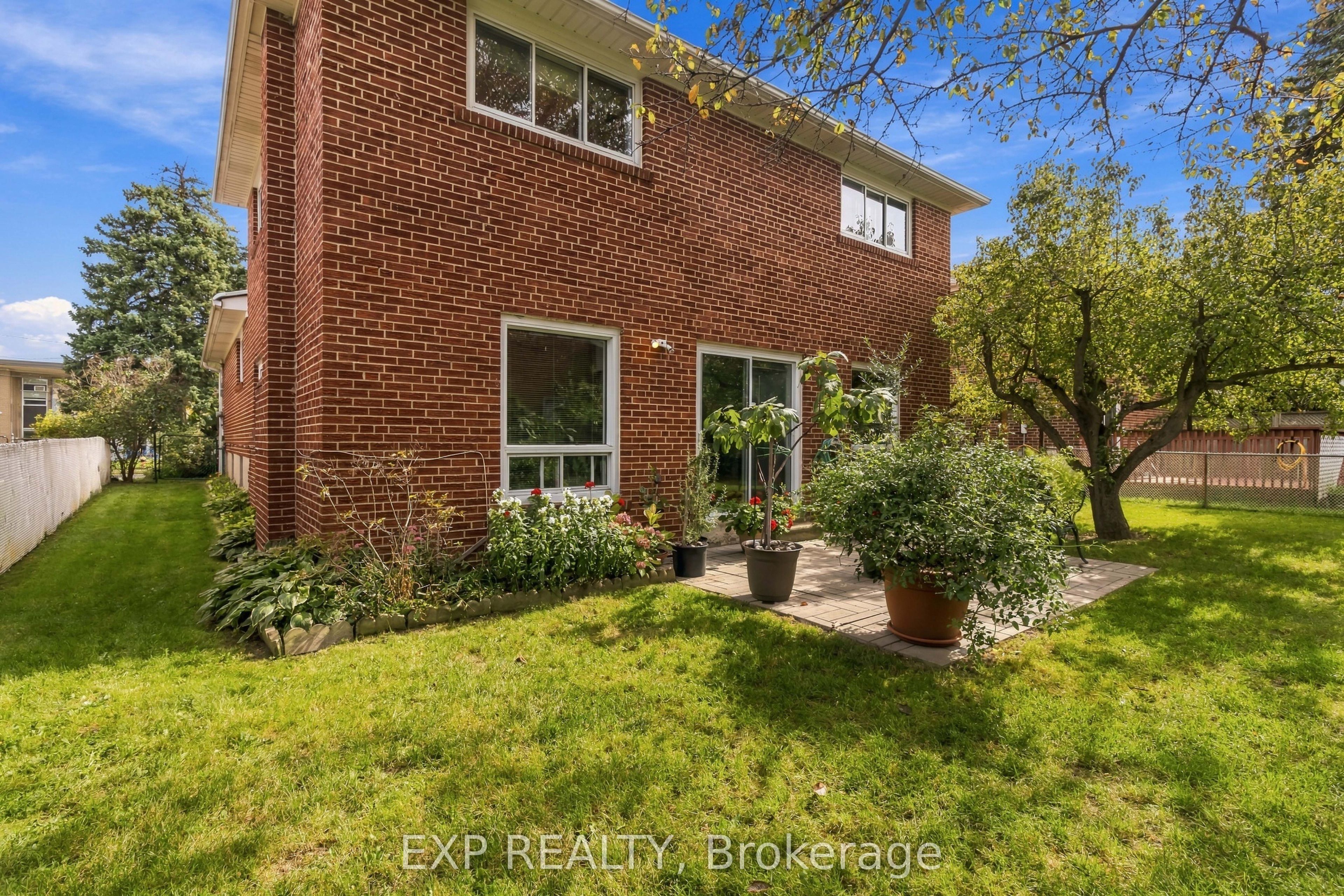 152 Hilda Avenue Property Photo 3