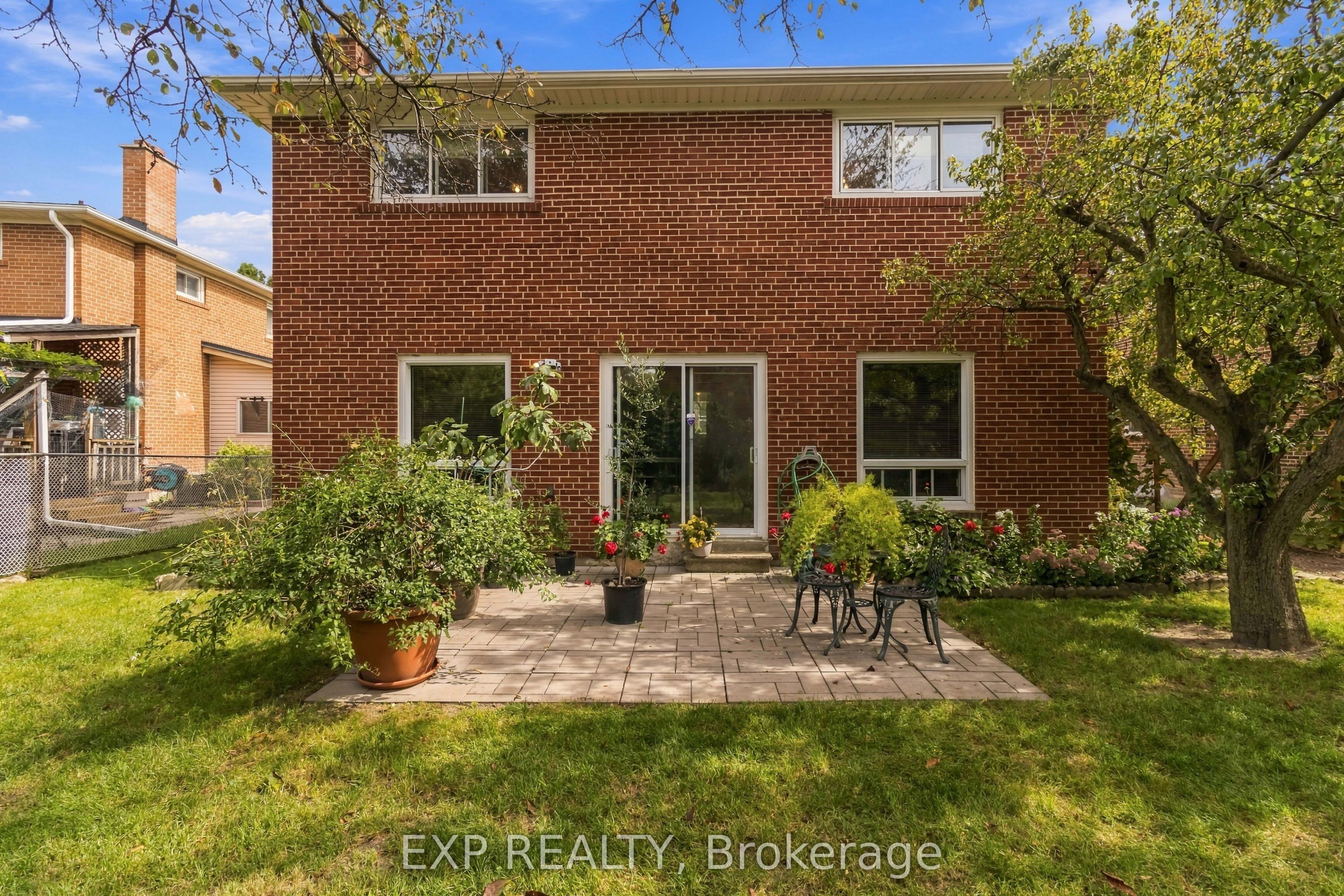 152 Hilda Avenue Property Photo 4