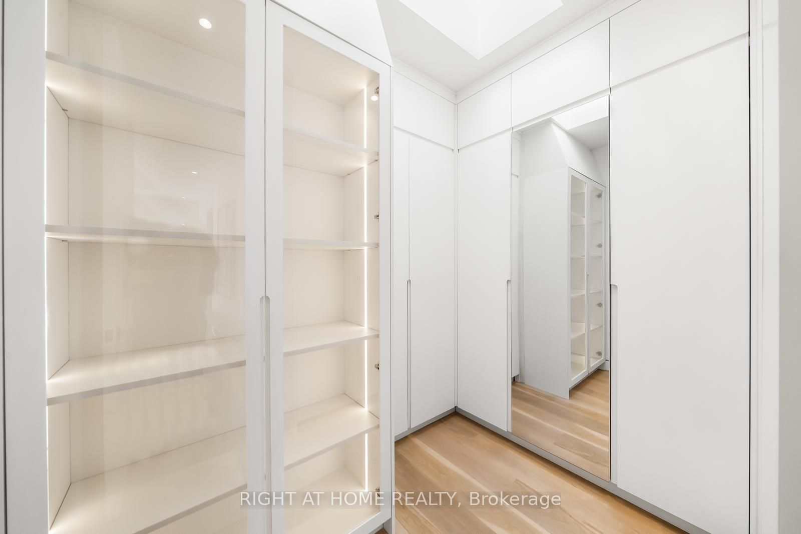 74b Rathnelly Avenue Property Photo 30