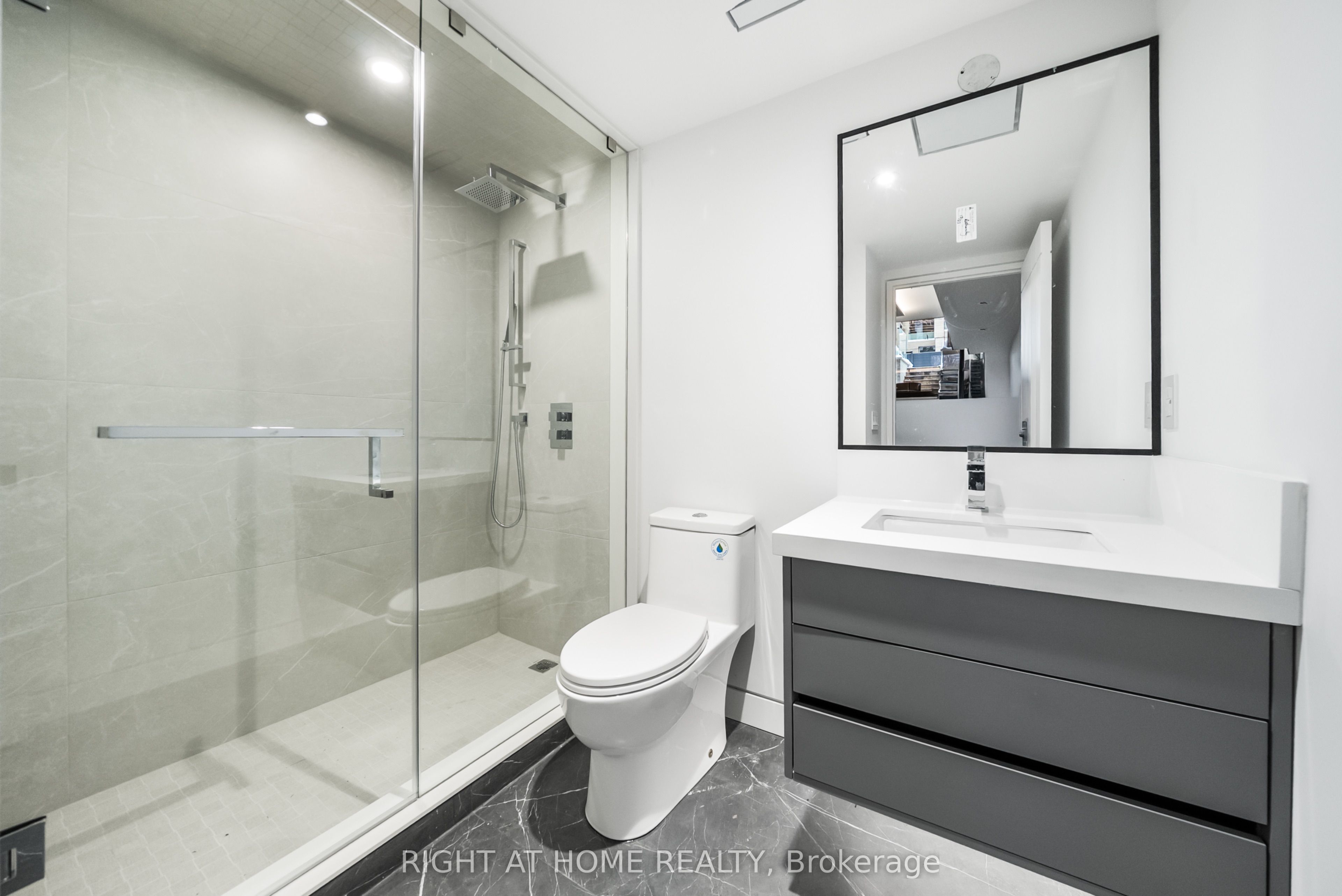 74b Rathnelly Avenue Property Photo 44