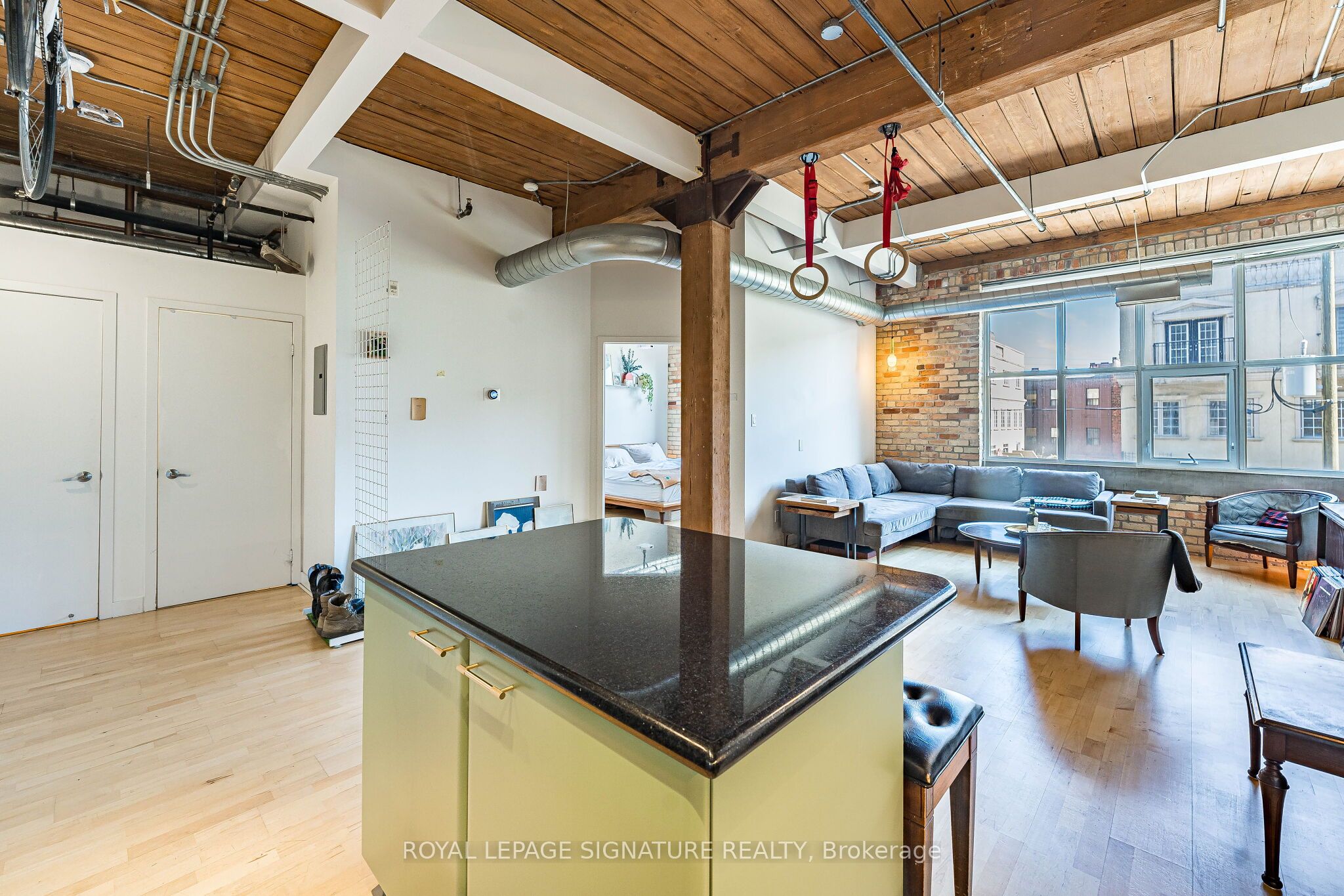 955 Queen Street W 316 Property Photo 7