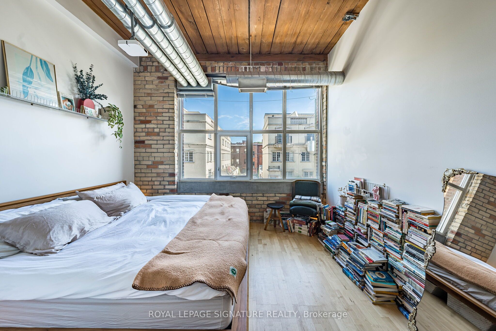 955 Queen Street W 316 Property Photo 13