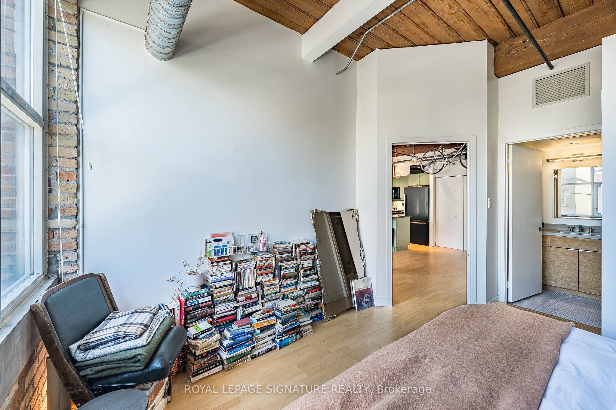 955 Queen Street W 316 Property Photo 14