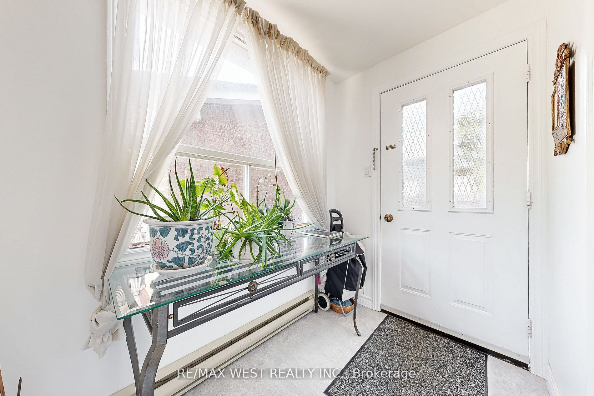 52 Heydon Park Road Property Photo 12