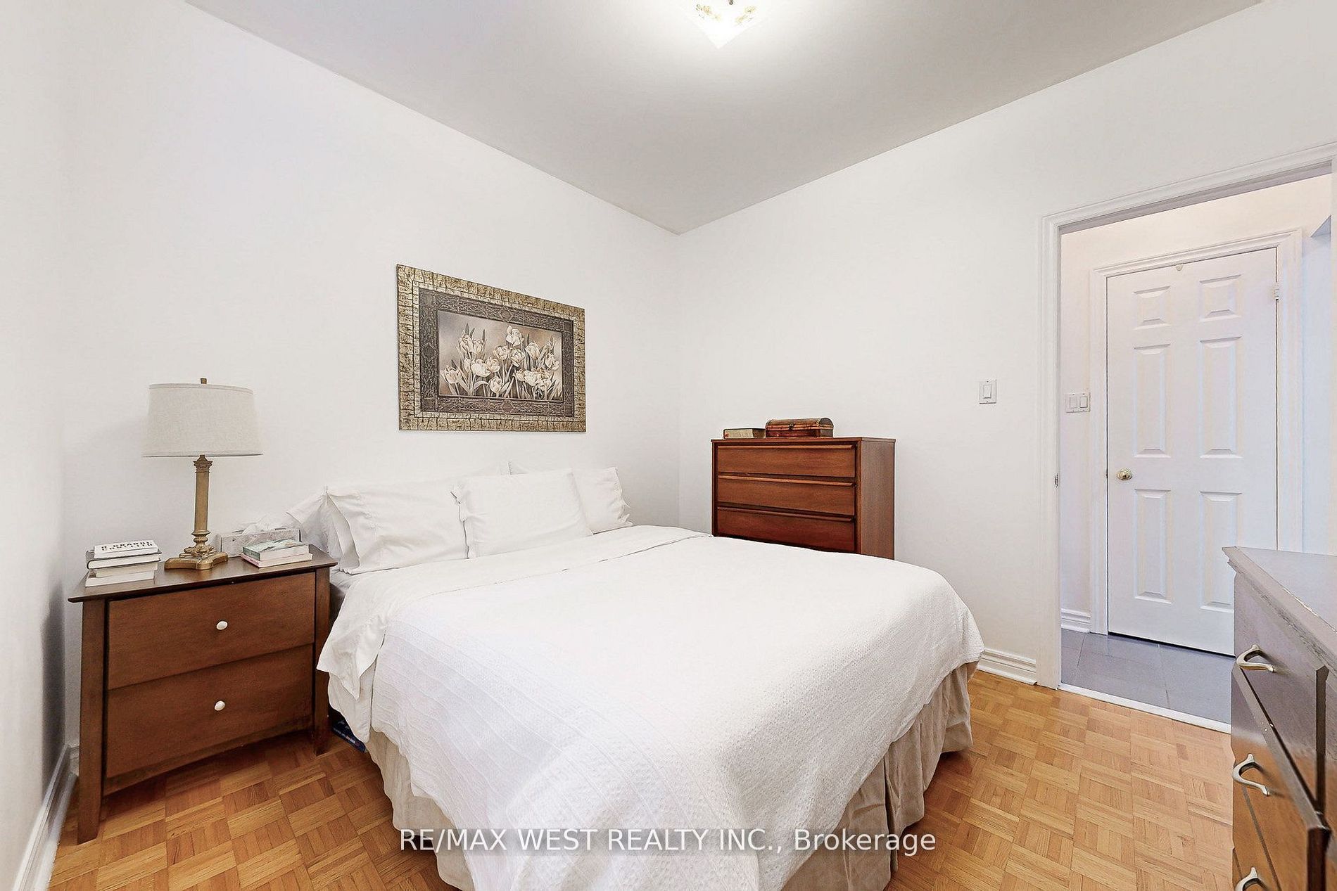 52 Heydon Park Road Property Photo 15