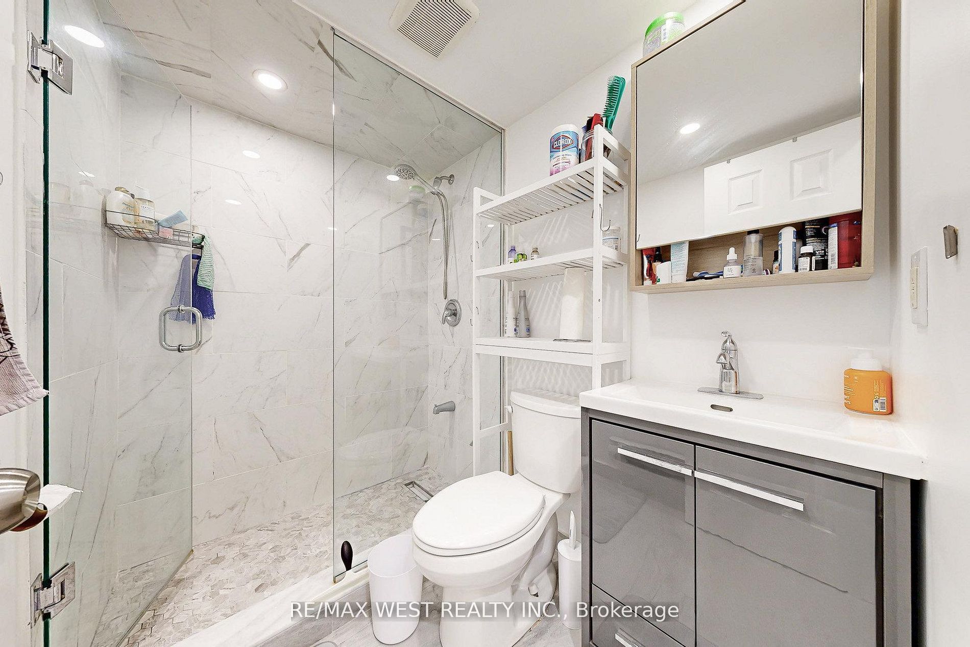 52 Heydon Park Road Property Photo 44