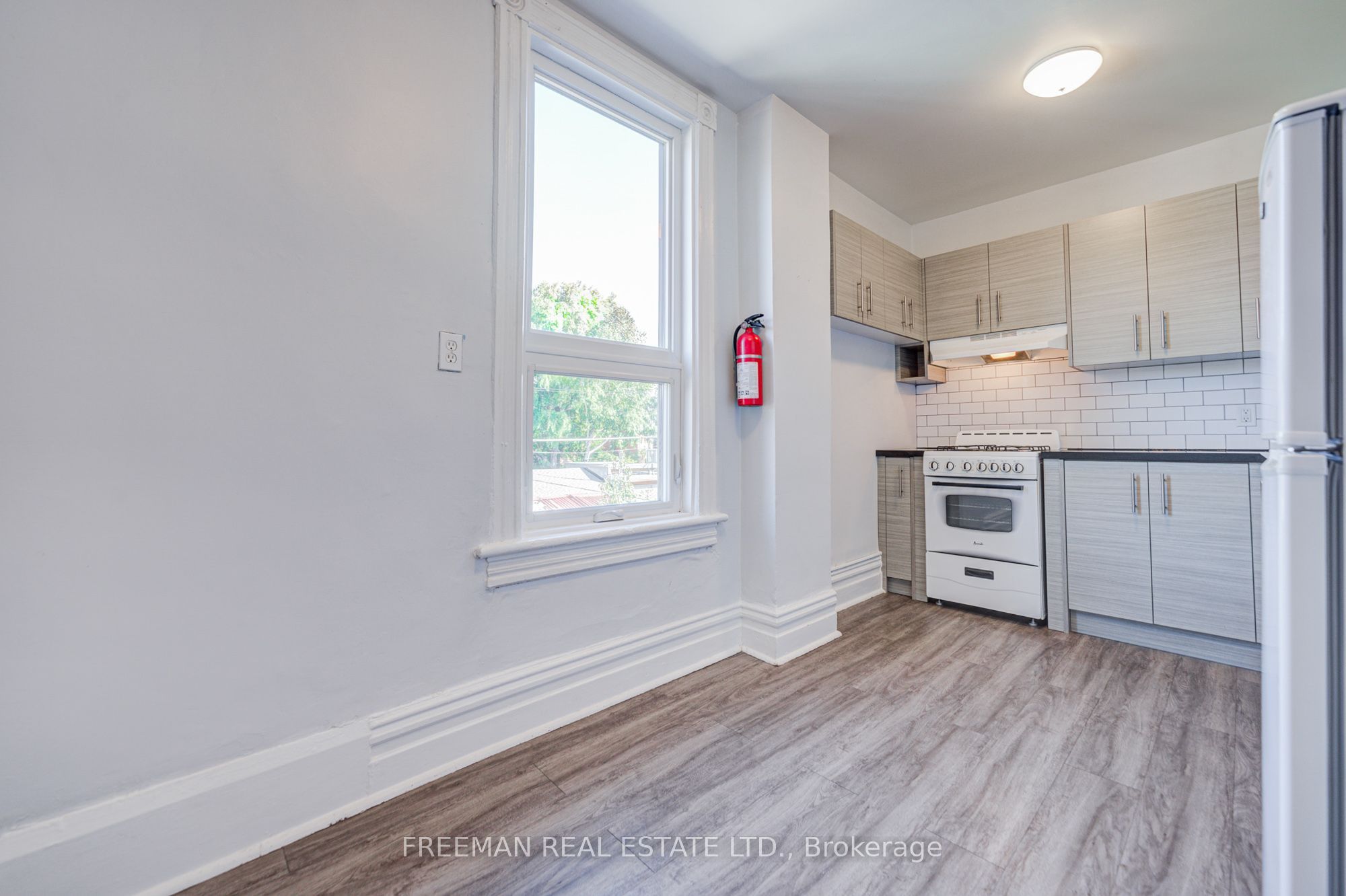 431 Manning Avenue Property Photo 26