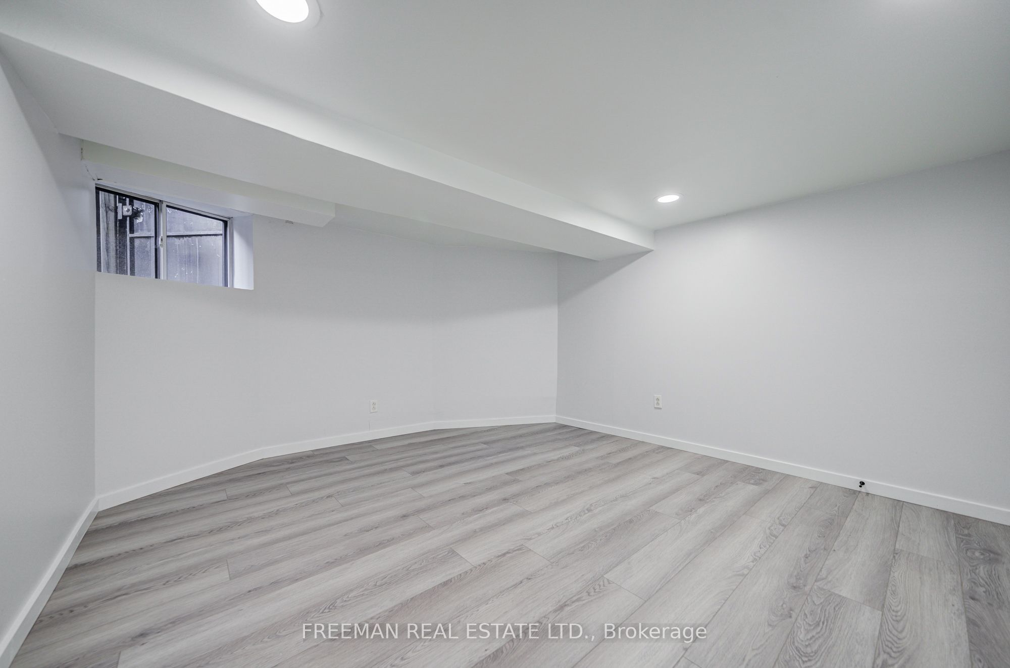 431 Manning Avenue Property Photo 36