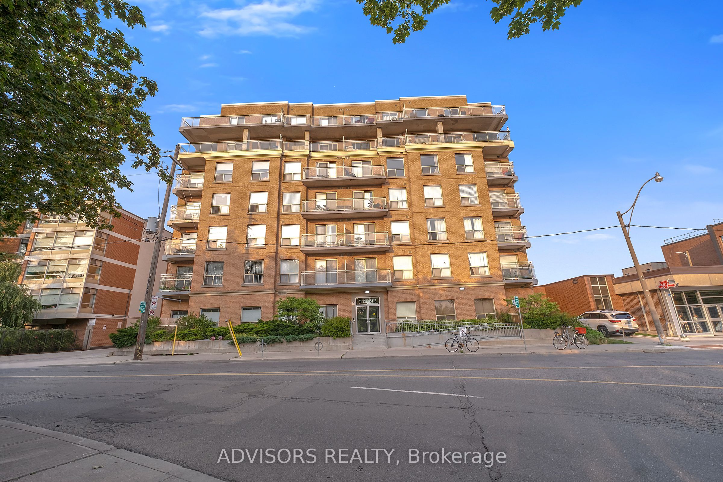 11 Christie Street 209