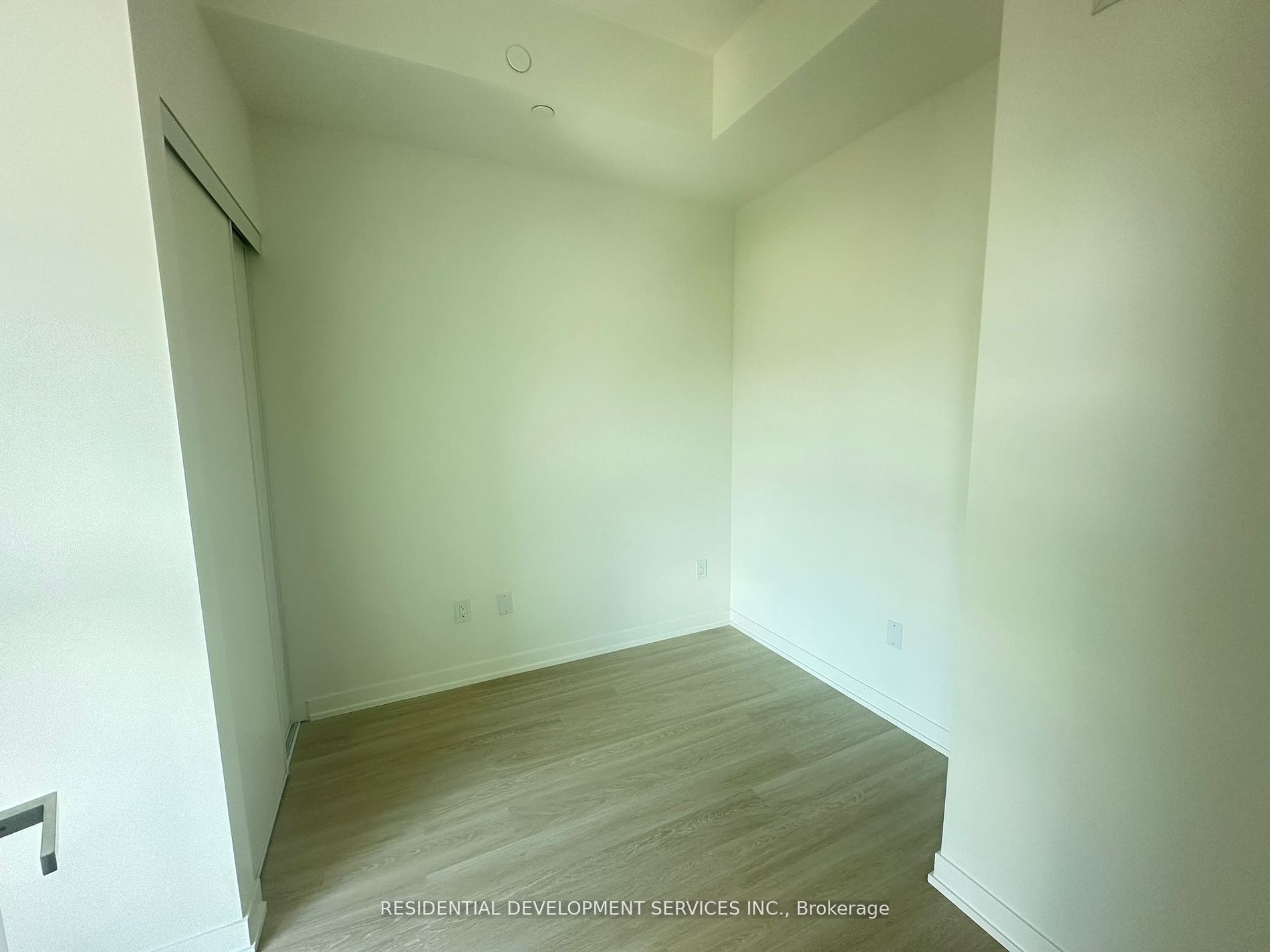 500 Wilson Avenue 1207 Property Photo 8