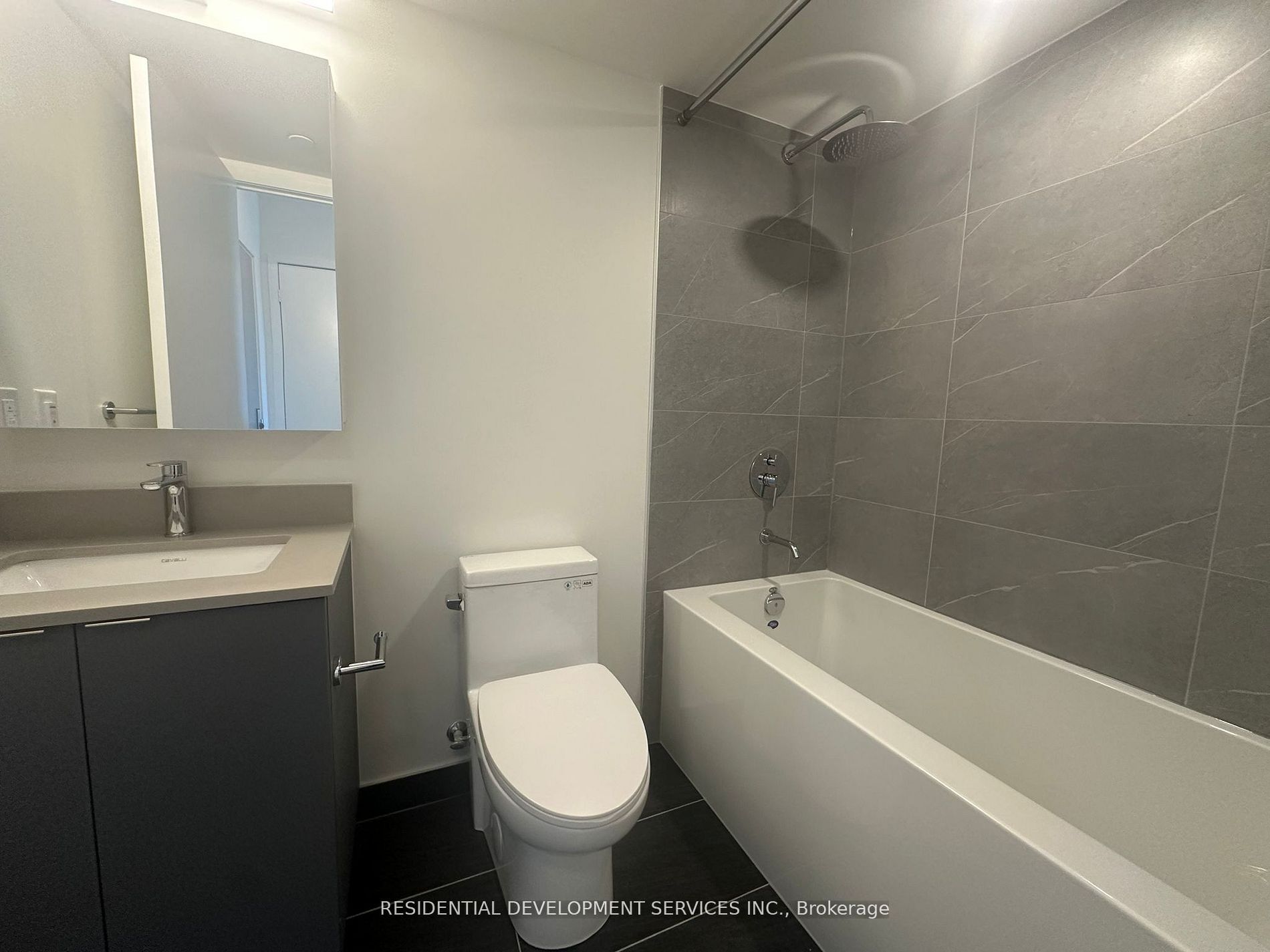 500 Wilson Avenue 1207 Property Photo 9