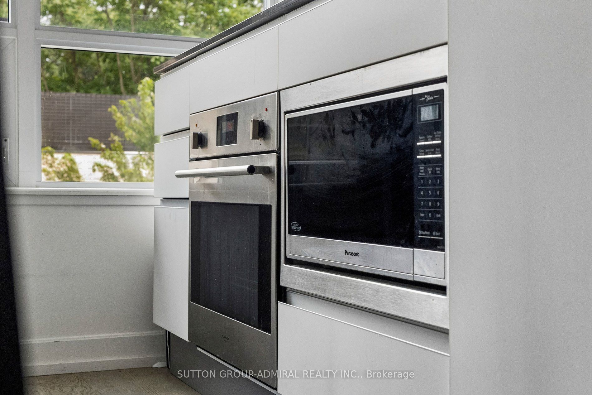 C13821200 Property Photo 6