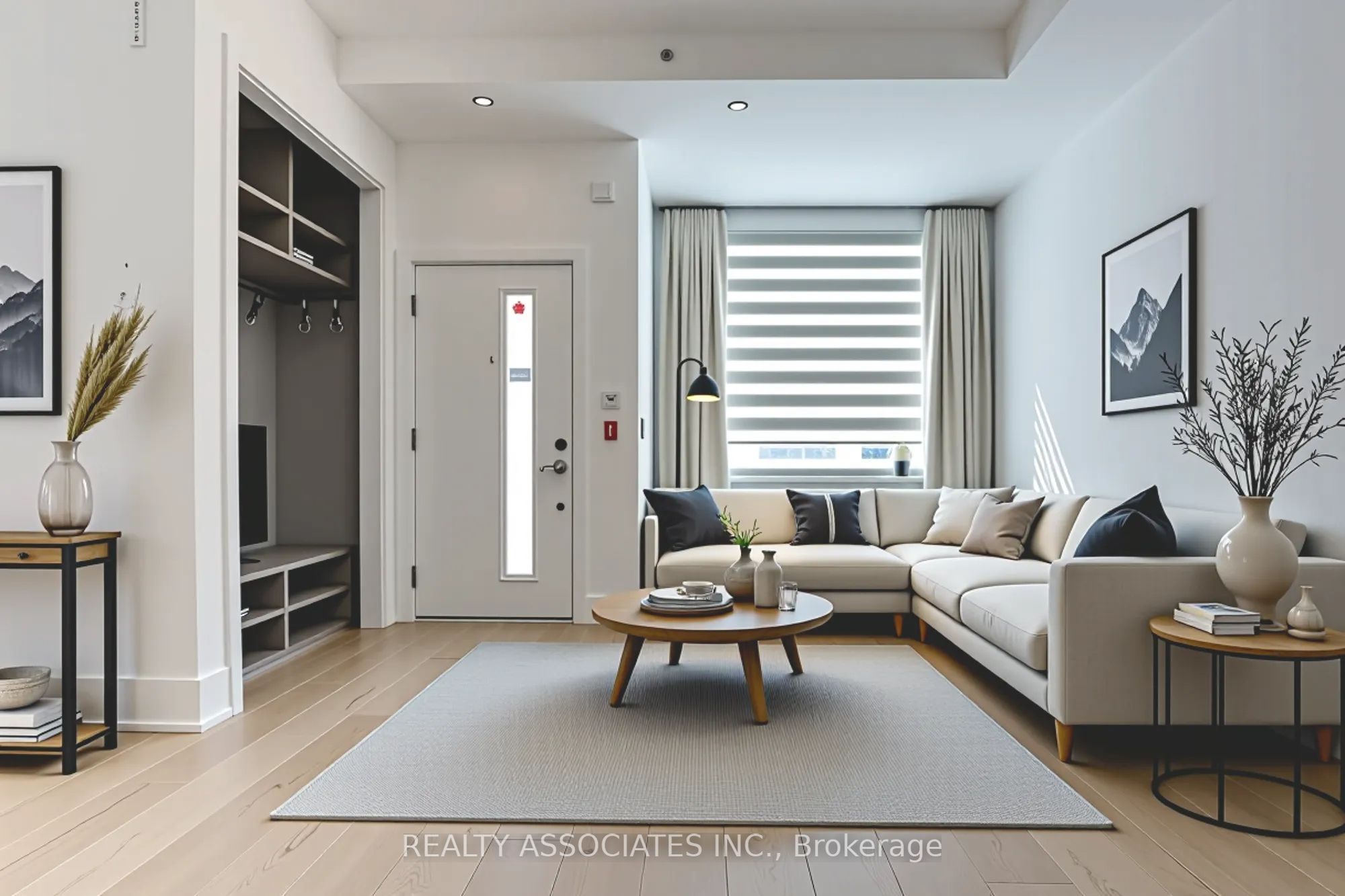 270 Davenport Road Th3 Property Photo 3