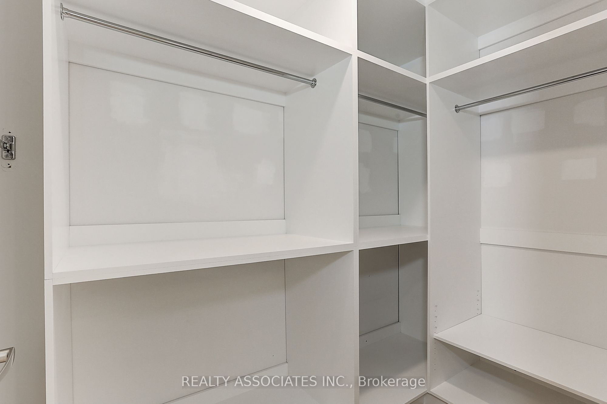 270 Davenport Road Th3 Property Photo 29